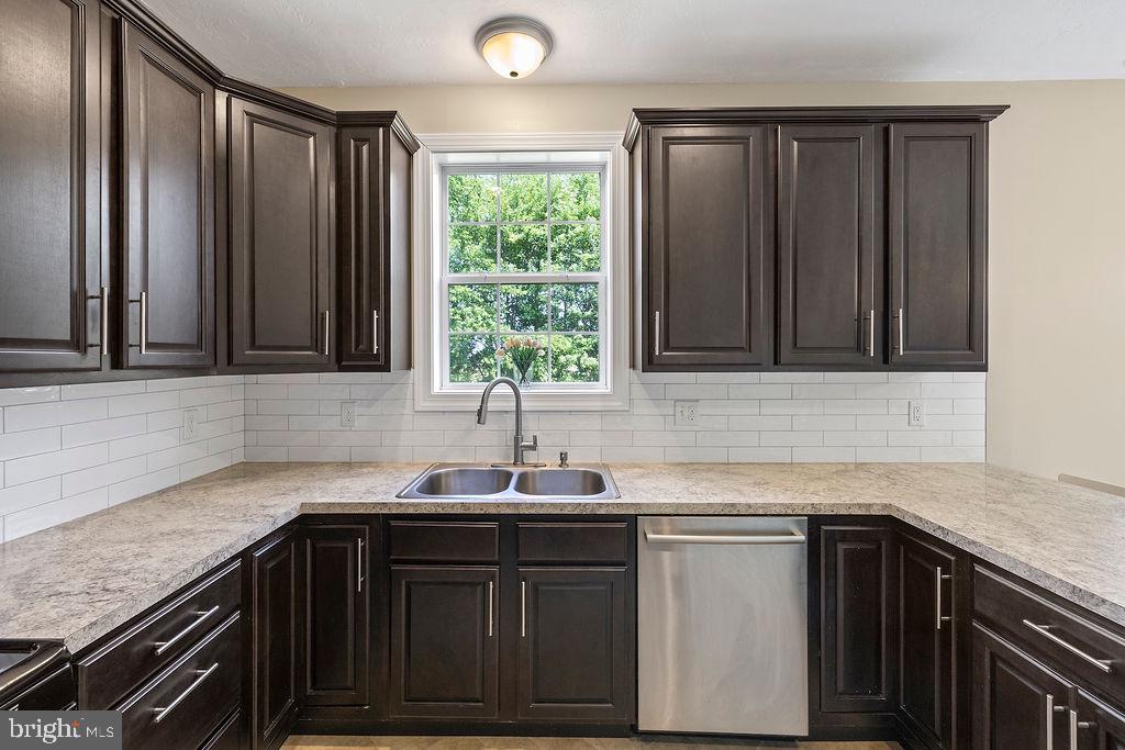 ROSEWOOD ESTATES - Residential