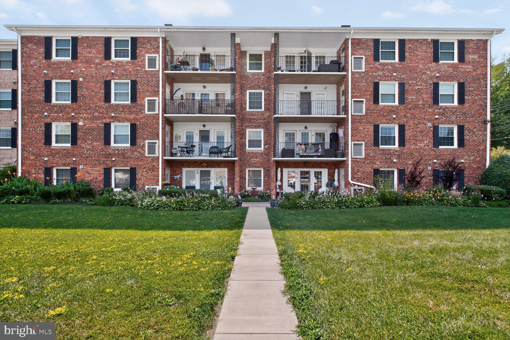 MOORINGS OF OCCOQUAN CON - Residential
