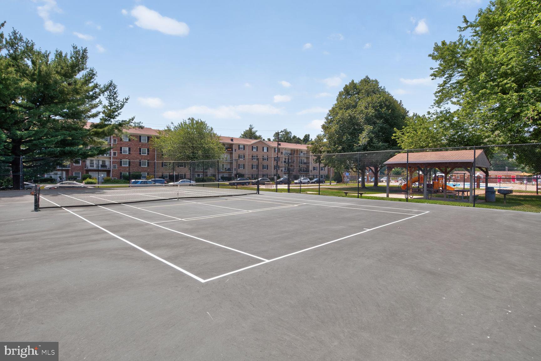 MOORINGS OF OCCOQUAN CON - Residential