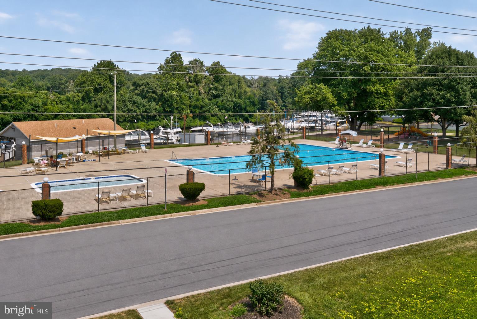MOORINGS OF OCCOQUAN CON - Residential