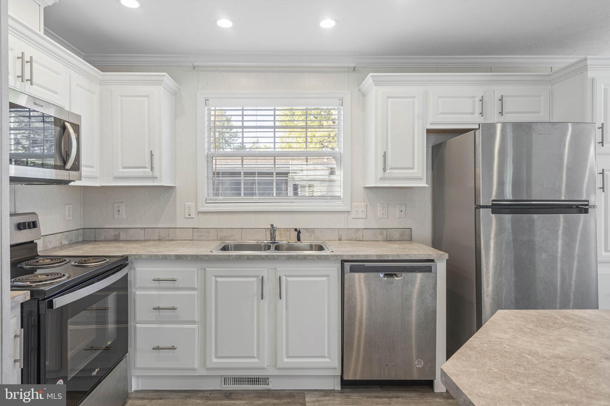 SWEET BRIAR MHP - Residential