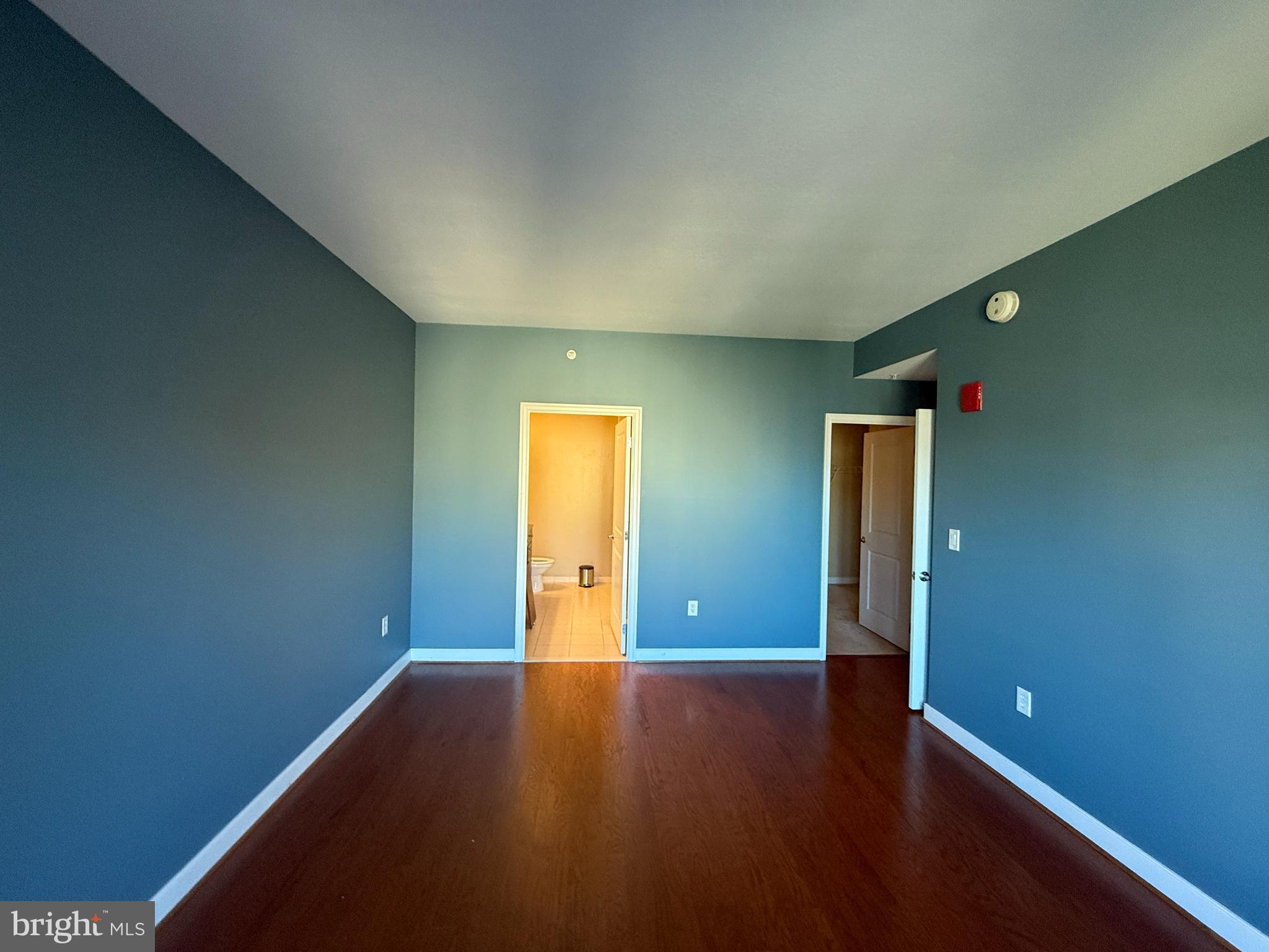 ONE NATIONAL HARBOR CONDOMINIUM - Residential
