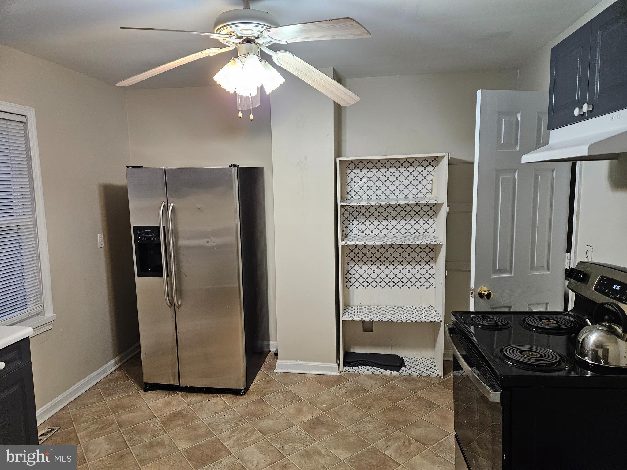 POPLAR INN - Residential Lease