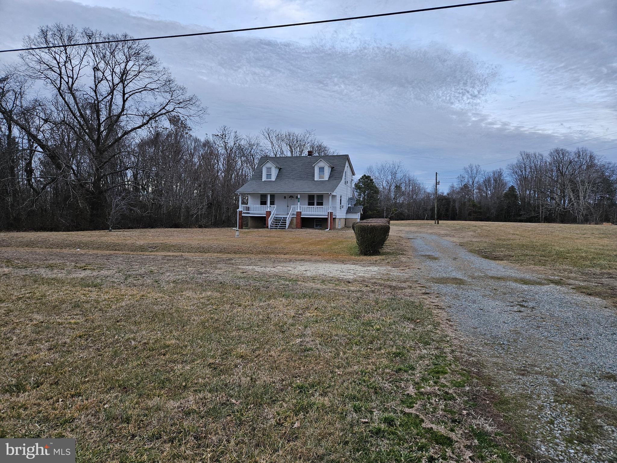 POPLAR INN - Residential Lease