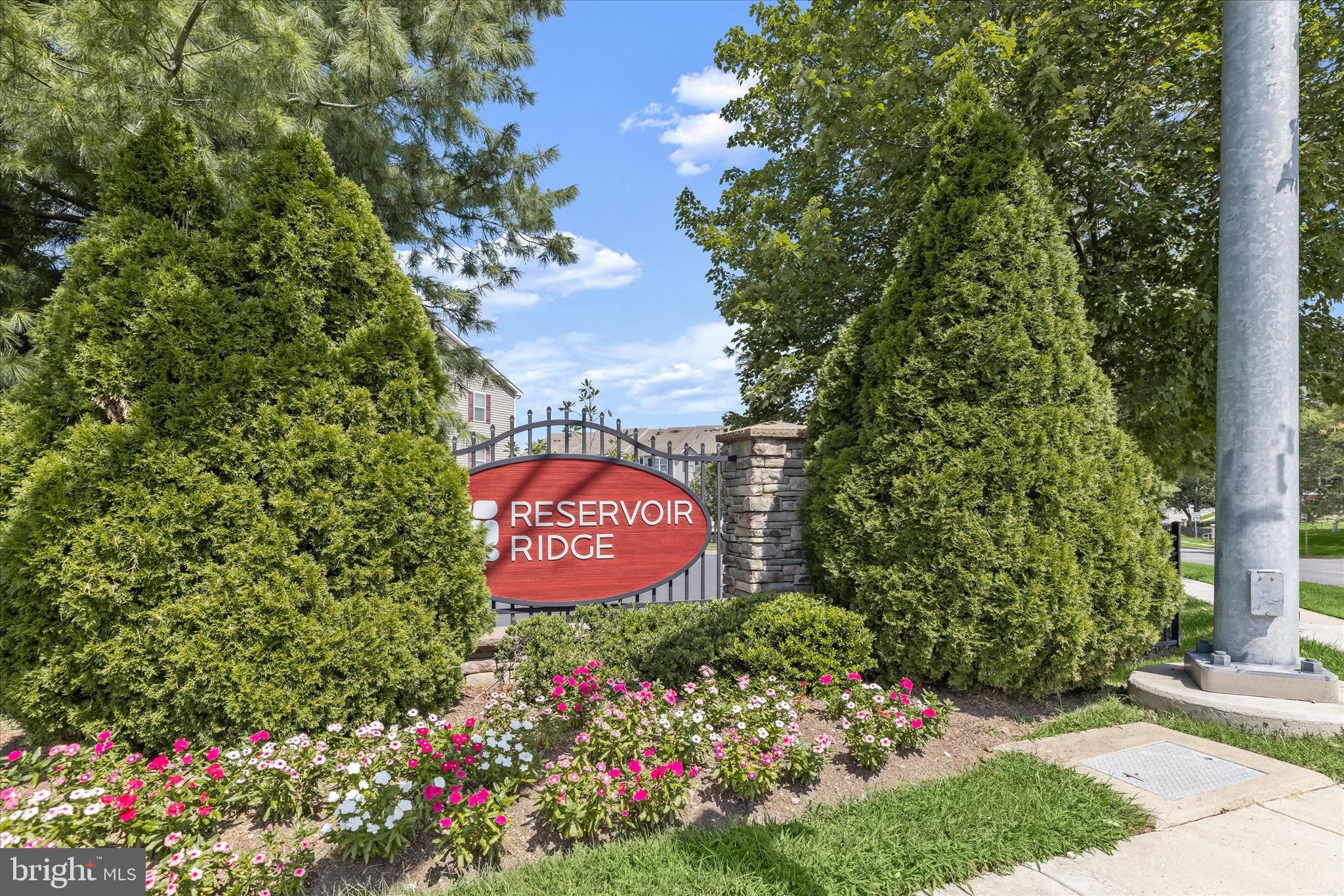 RESERVOIR RIDGE - Residential