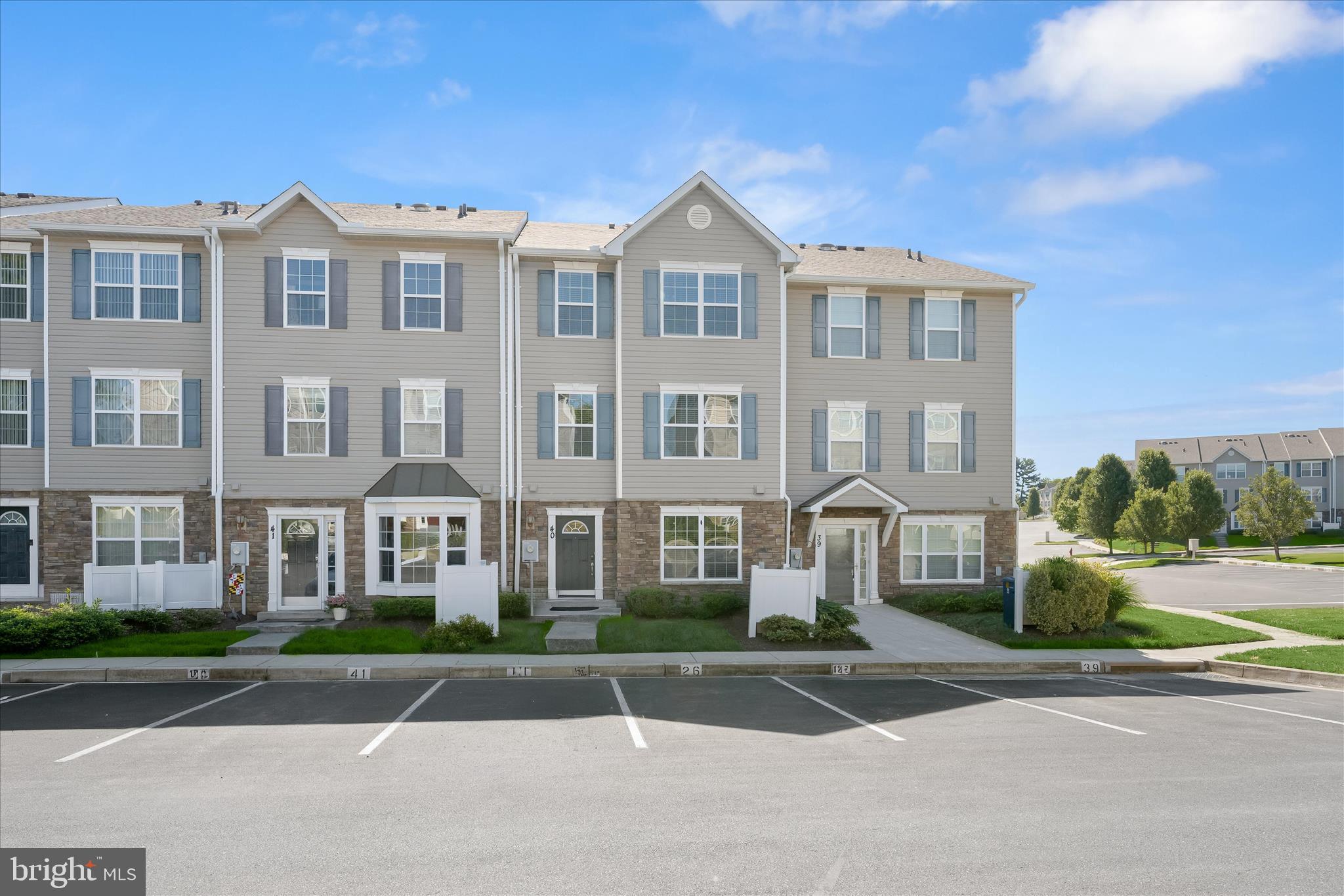 RESERVOIR RIDGE - Residential