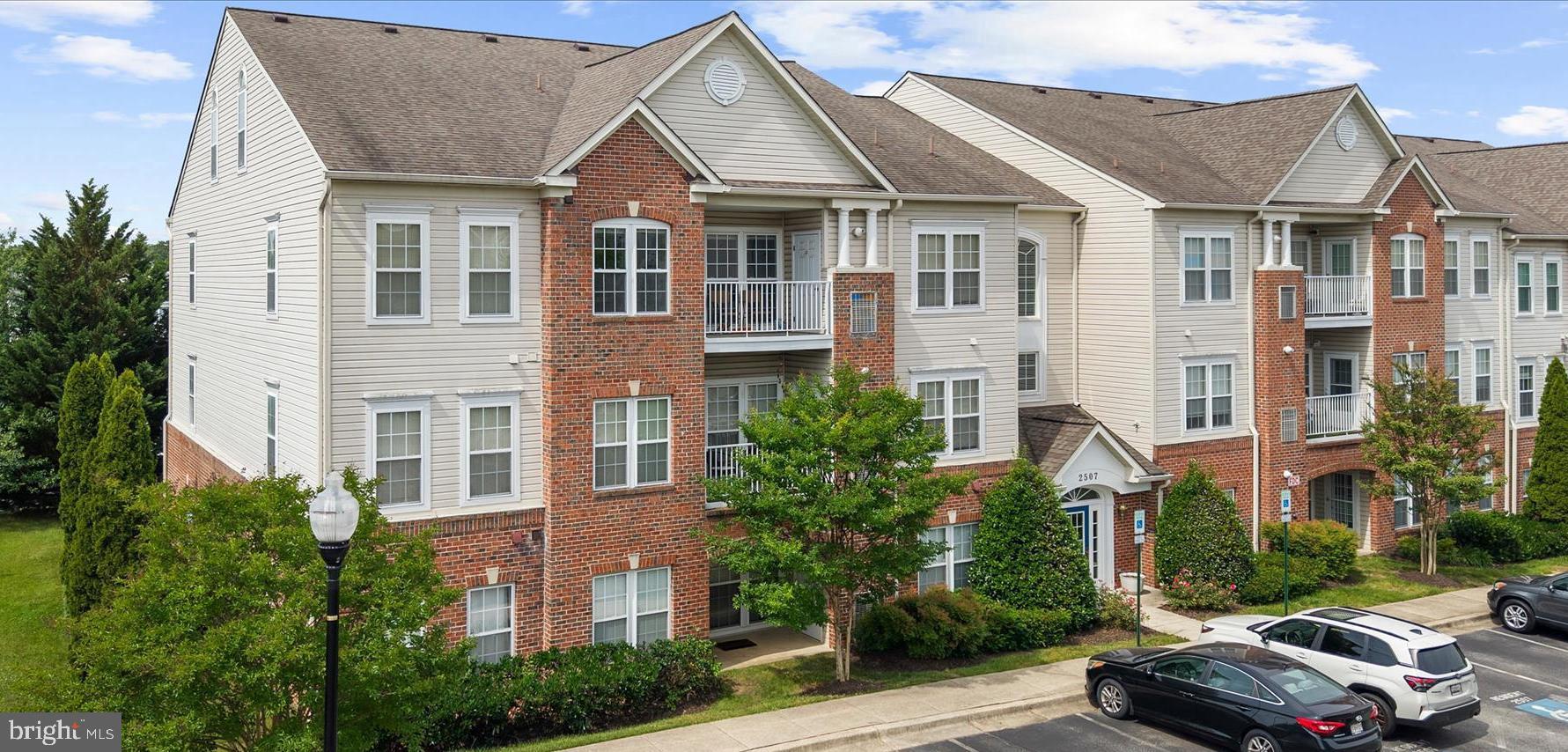 PINEY ORCHARD - Residential