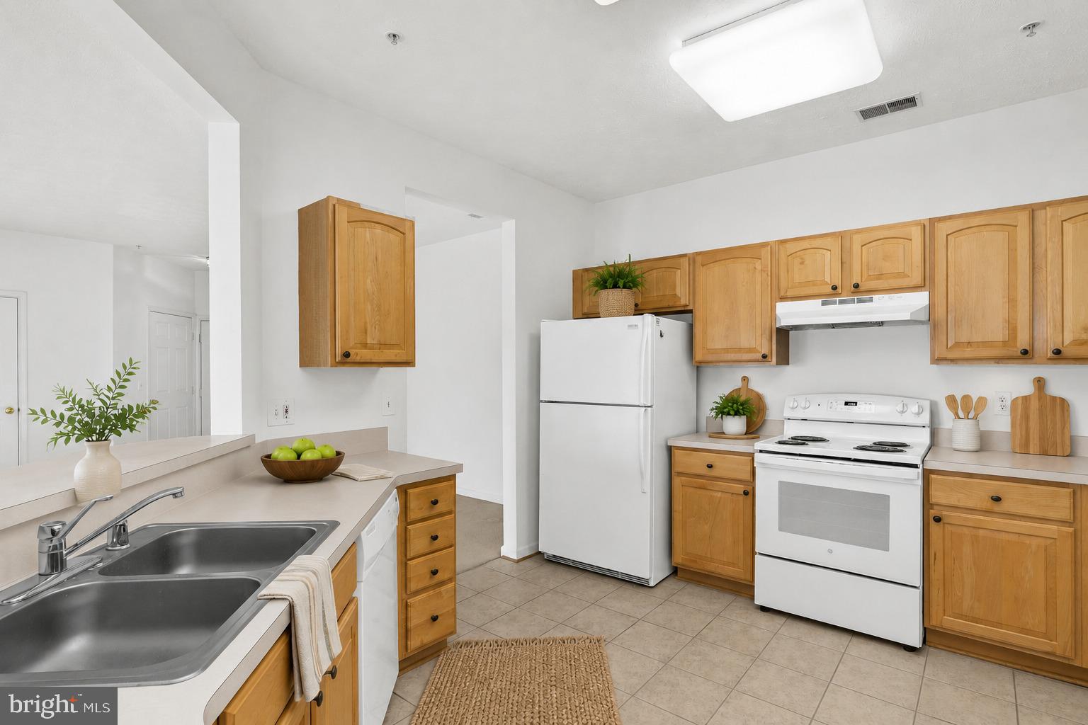PINEY ORCHARD - Residential