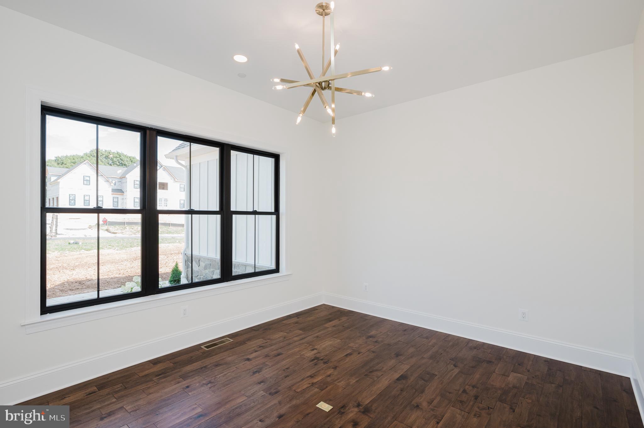 TALL OAKS MANOR - Residential