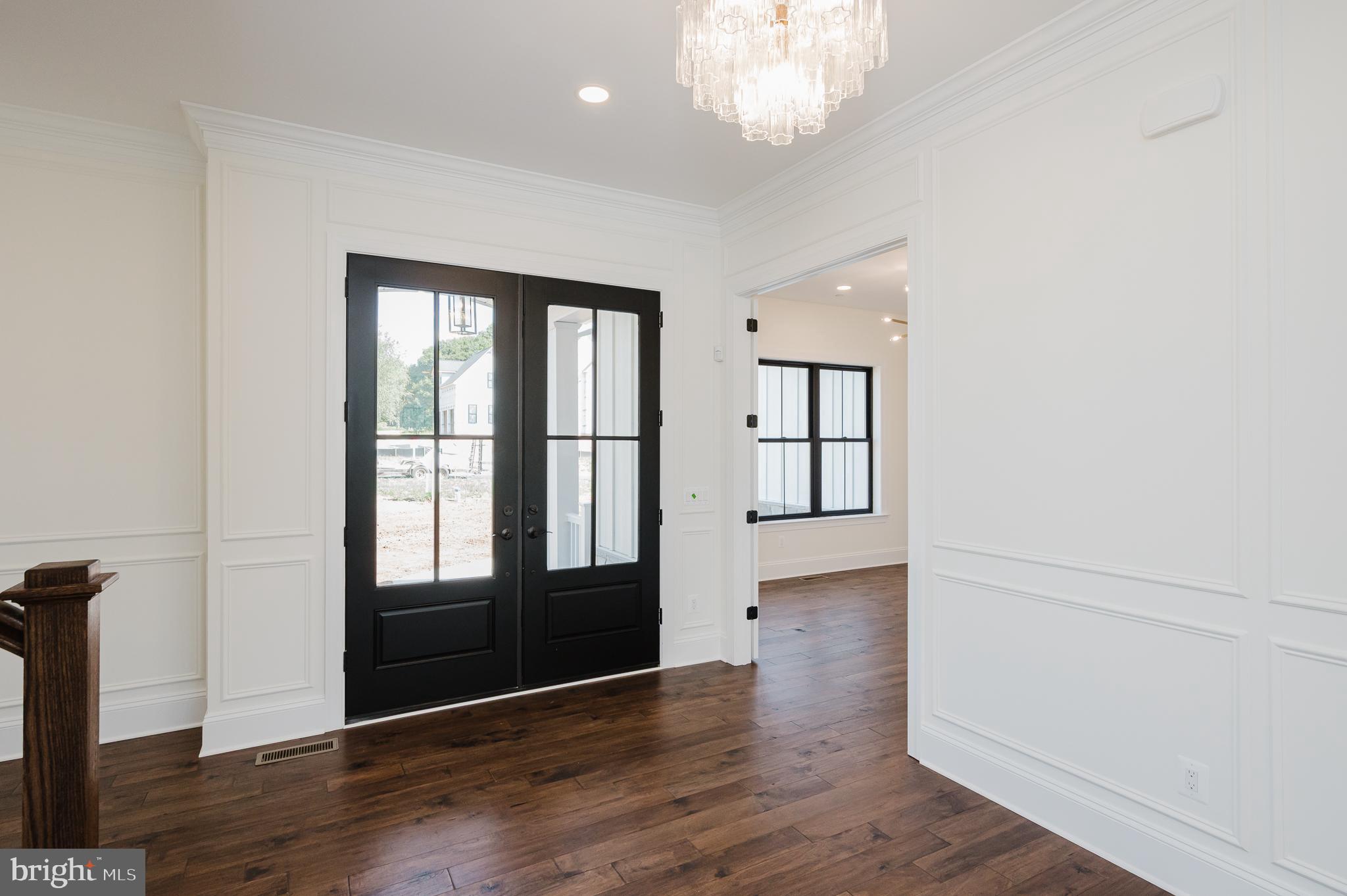 TALL OAKS MANOR - Residential