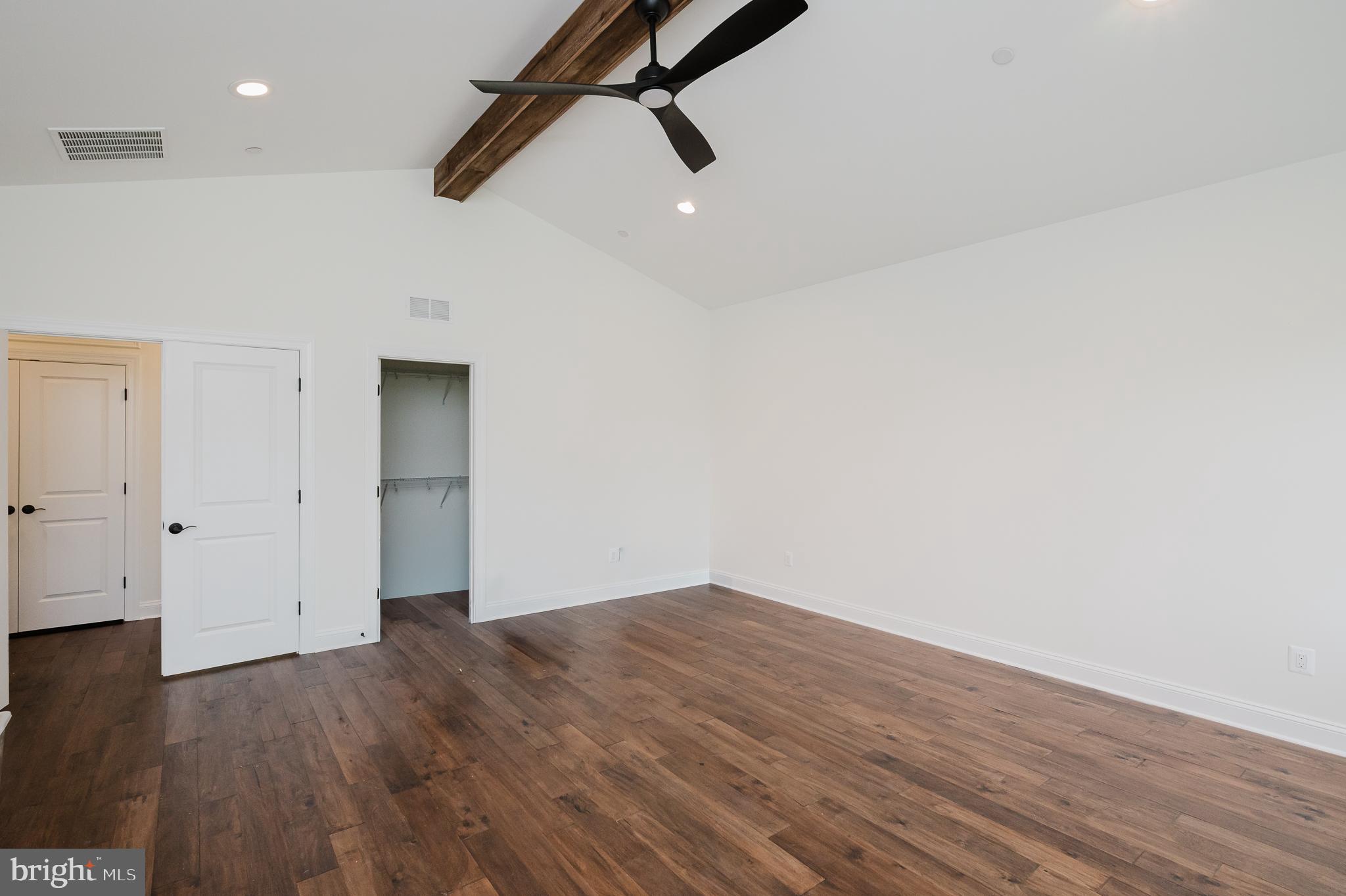 TALL OAKS MANOR - Residential