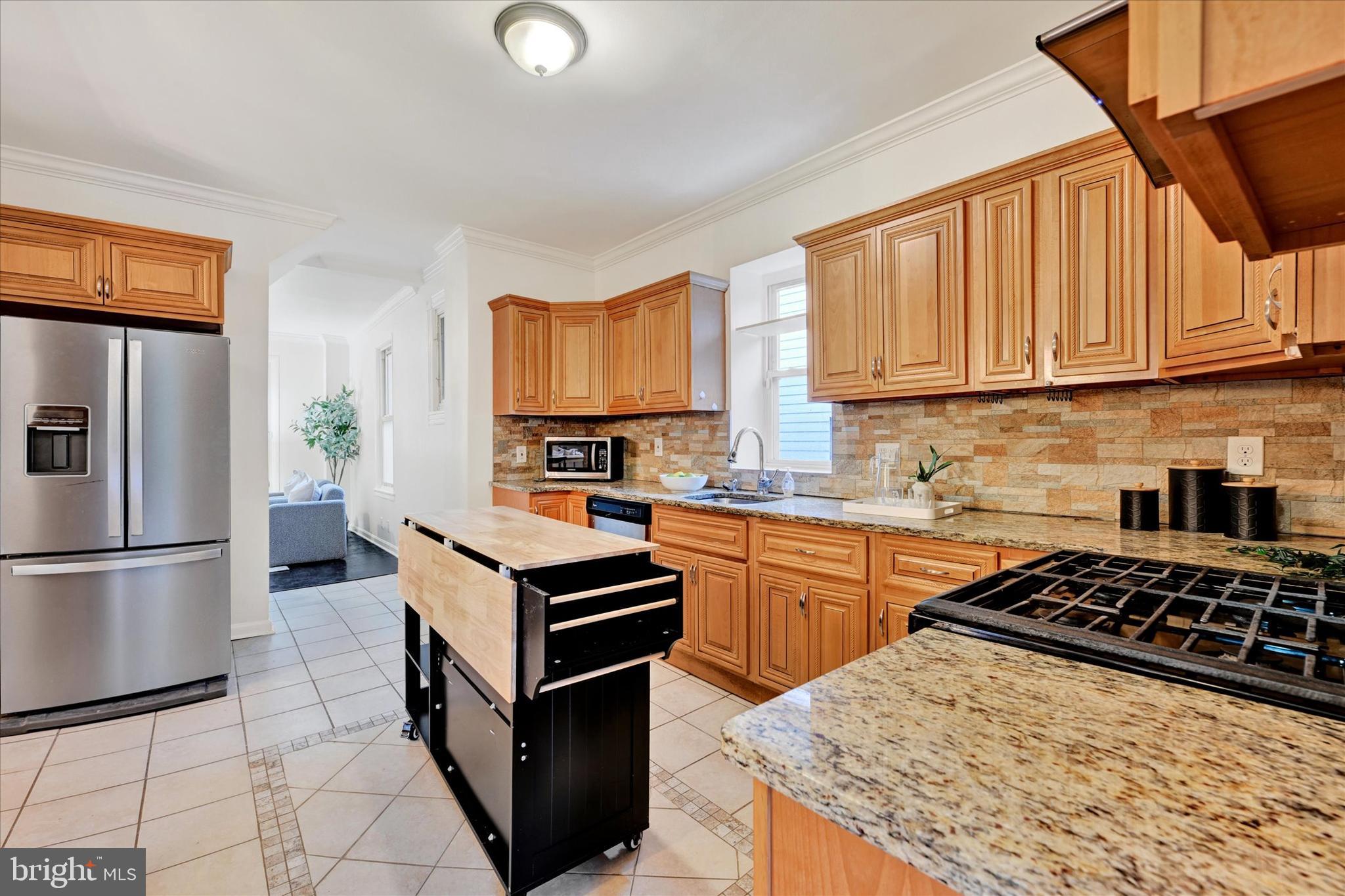 HAMILTON HEIGHTS - Residential