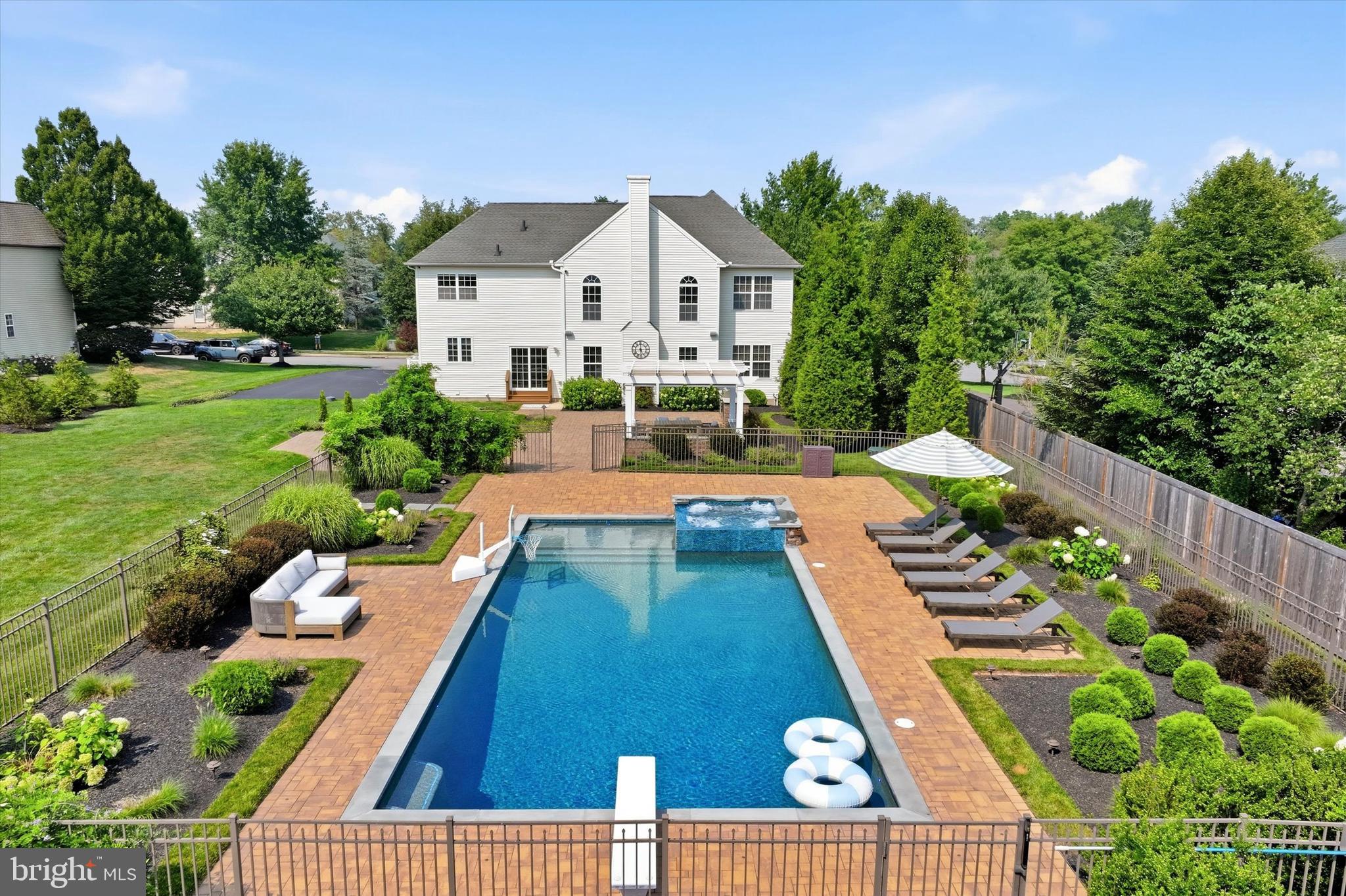 ESTS AT LANDIS BRK - Residential
