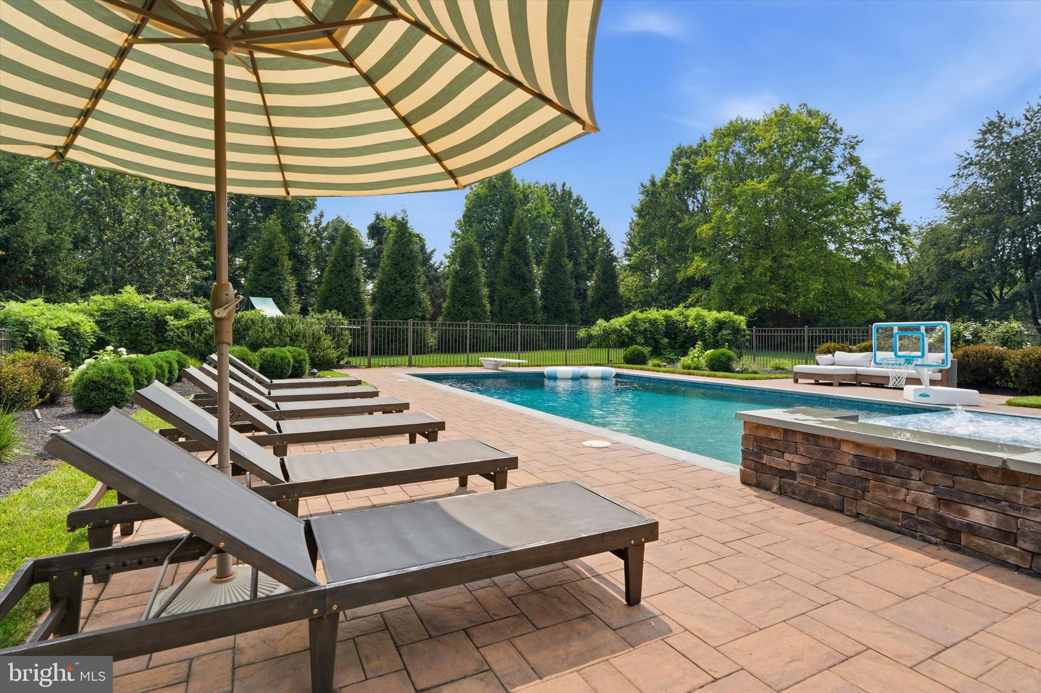 ESTS AT LANDIS BRK - Residential