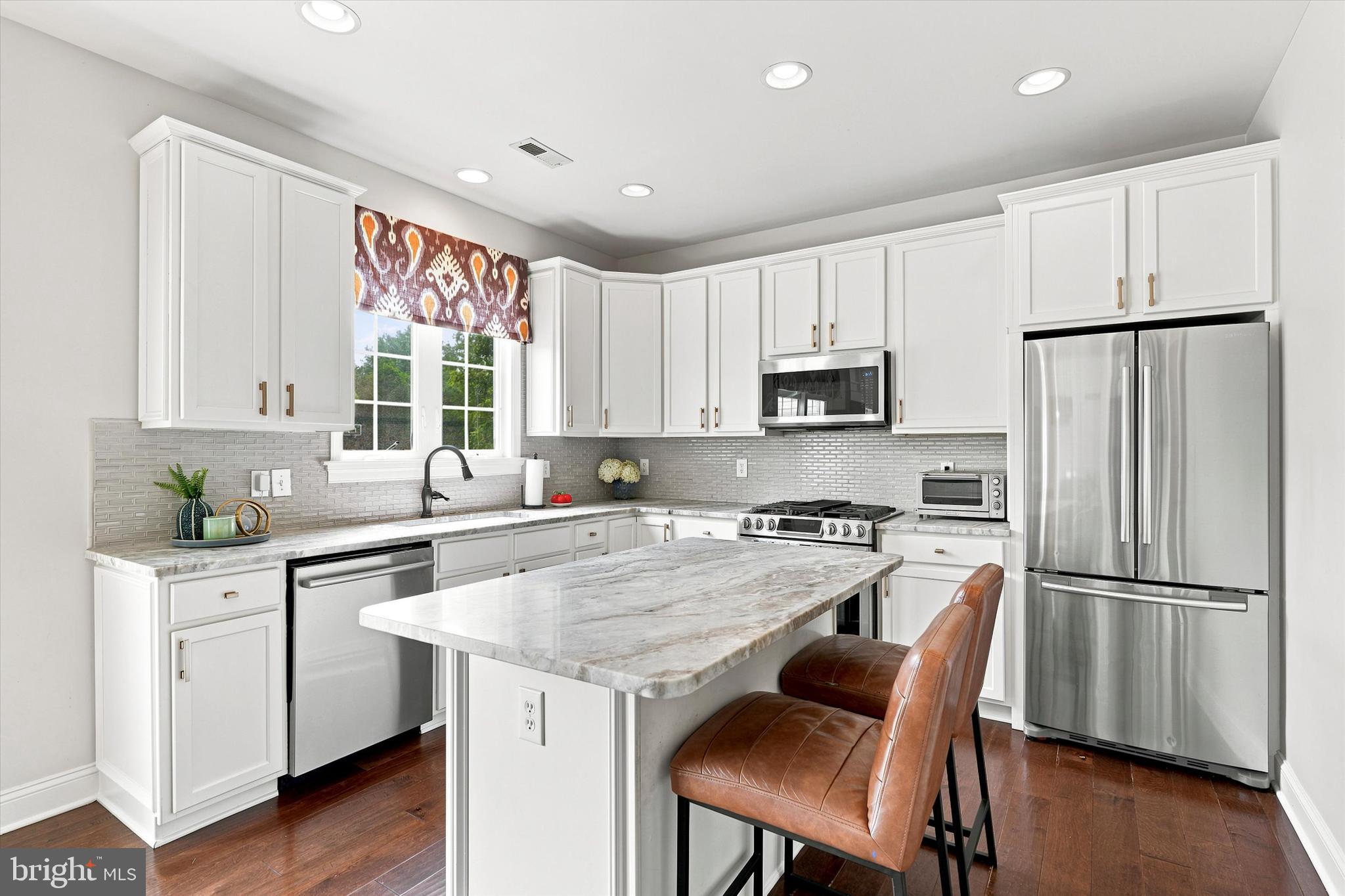 ESTS AT LANDIS BRK - Residential