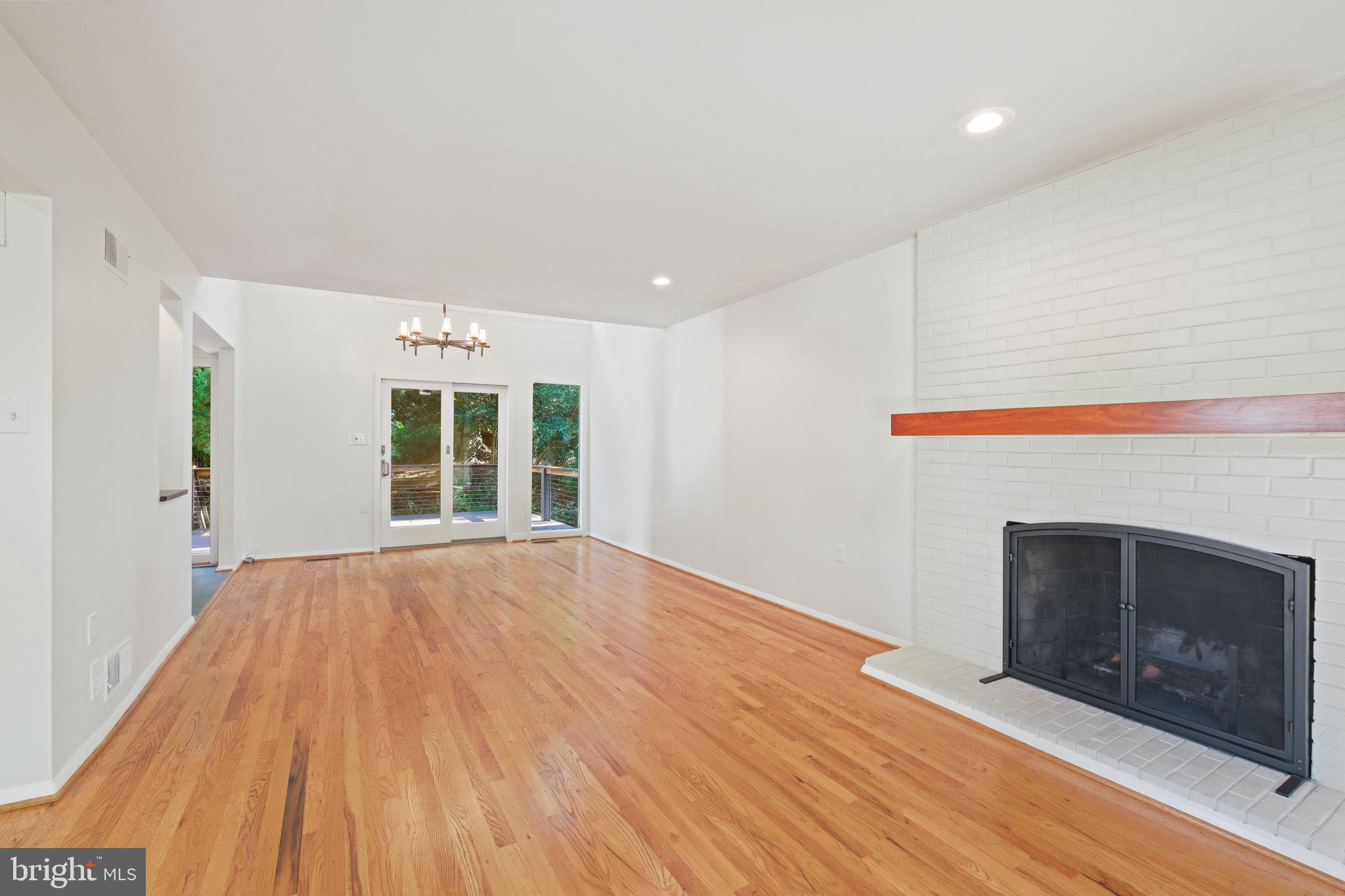 FAIRWAY HILLS - Residential