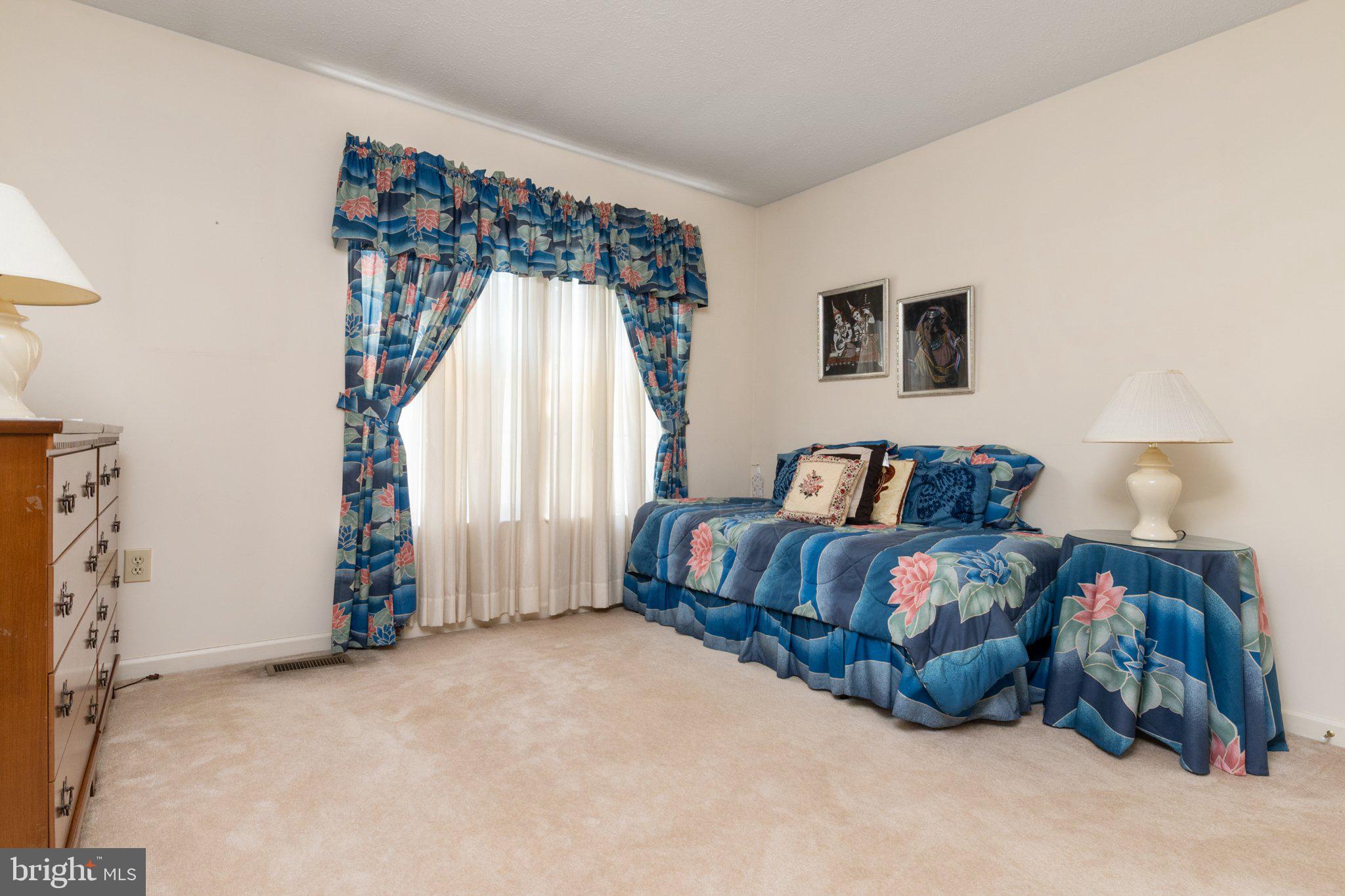 WATKINS PARK - Residential
