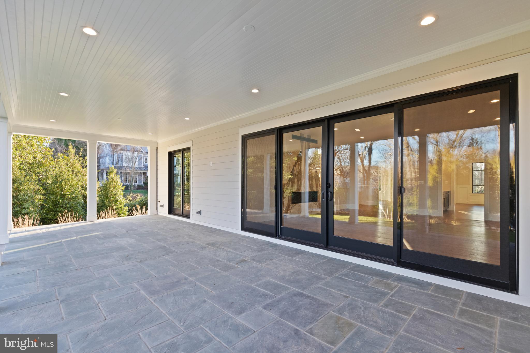 FRANKLIN PARK - Residential