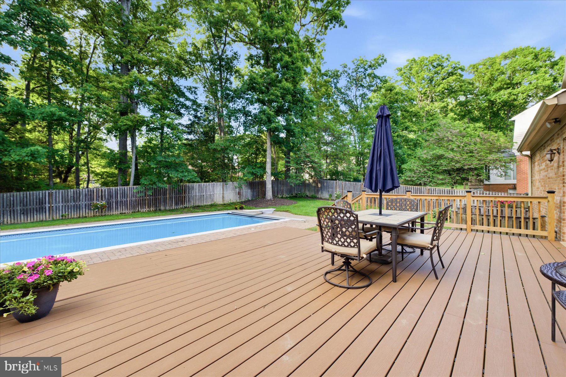 WILLOWBROOK - Residential