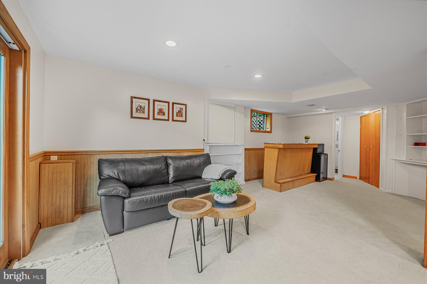 WILLOWBROOK - Residential