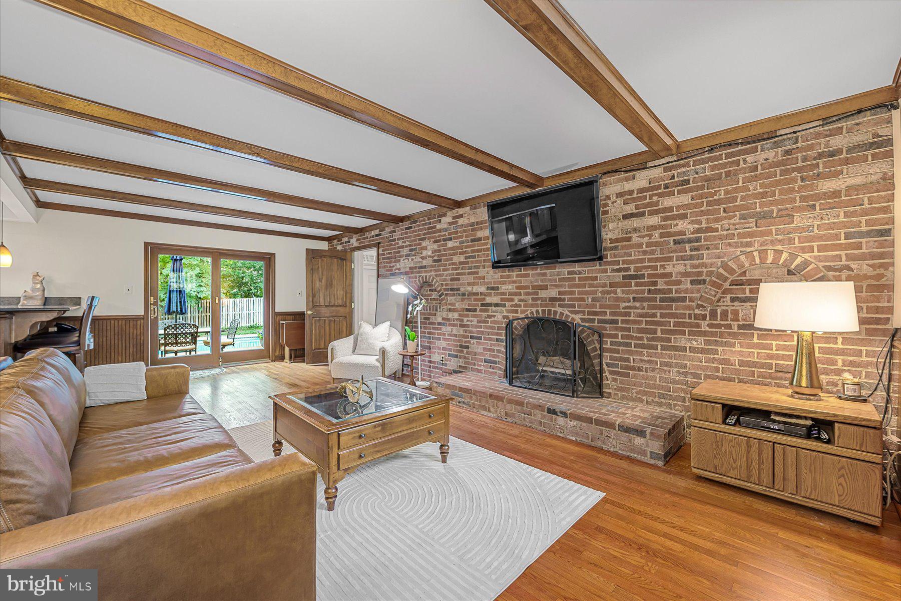 WILLOWBROOK - Residential