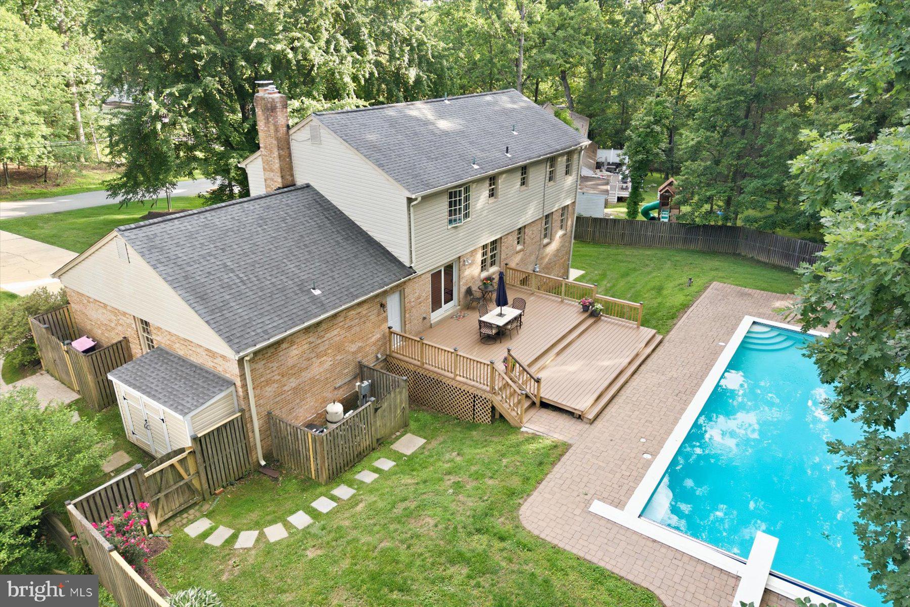 WILLOWBROOK - Residential