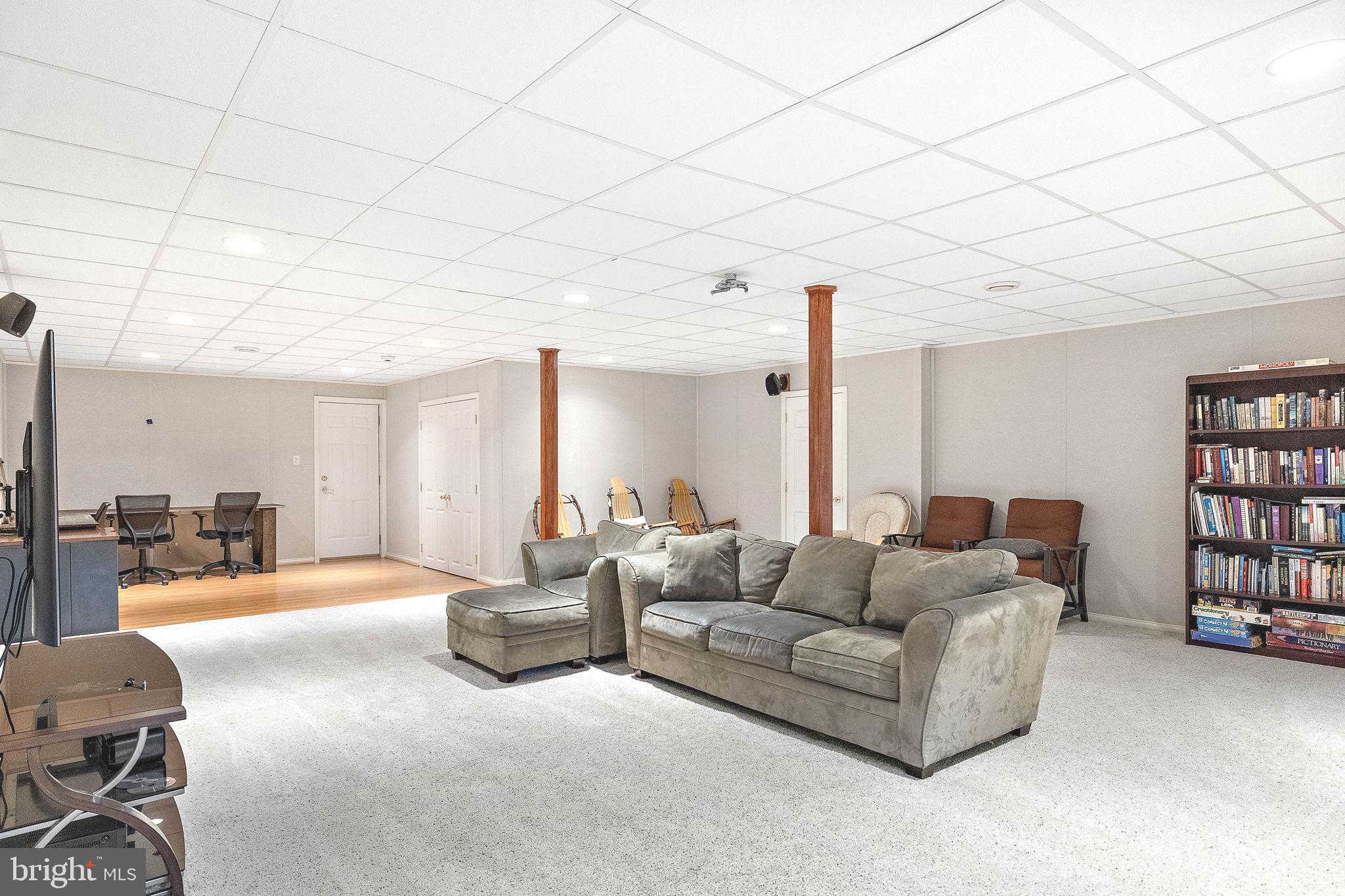 HORSESHOE FARM - Residential