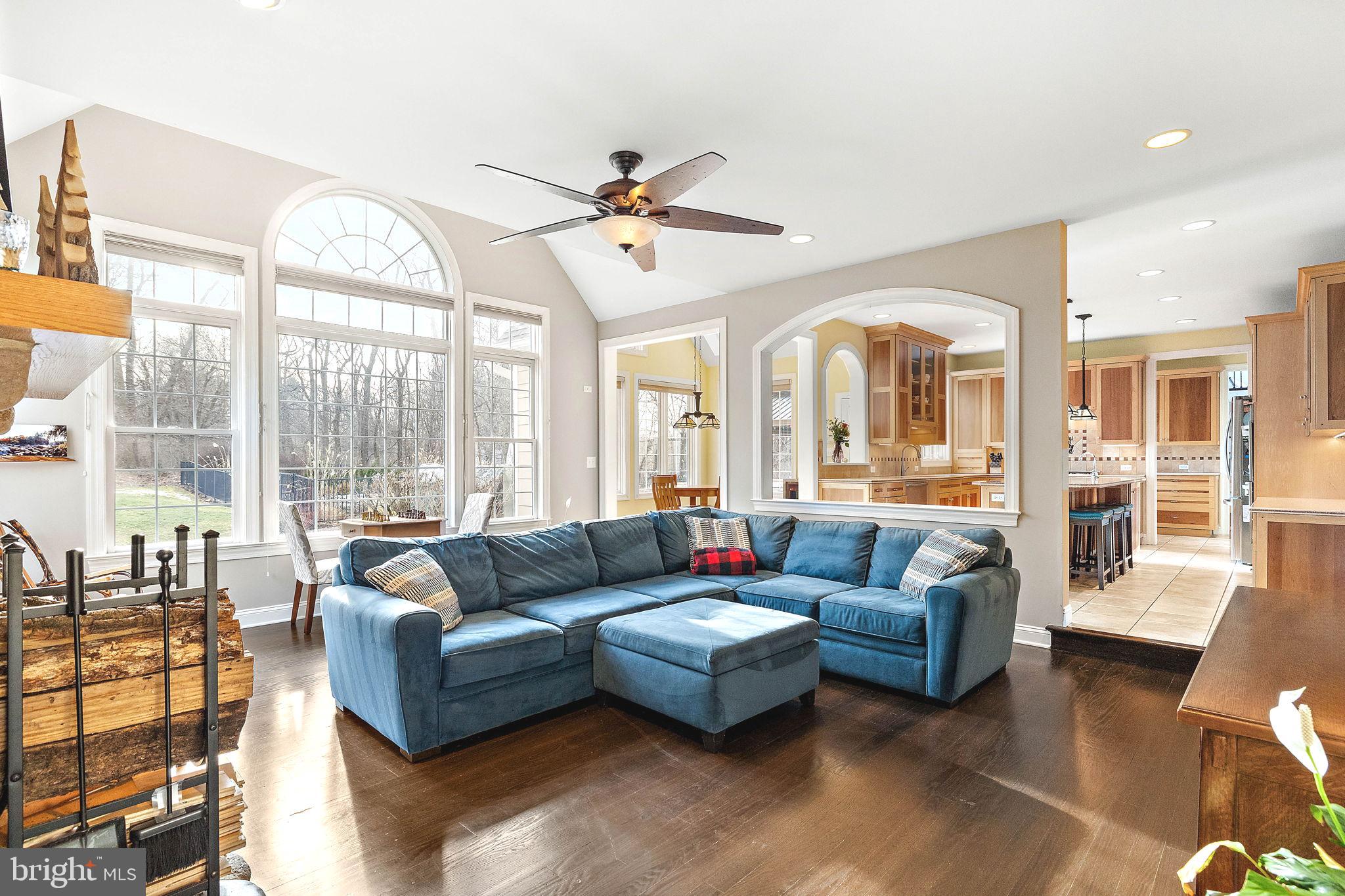 HORSESHOE FARM - Residential