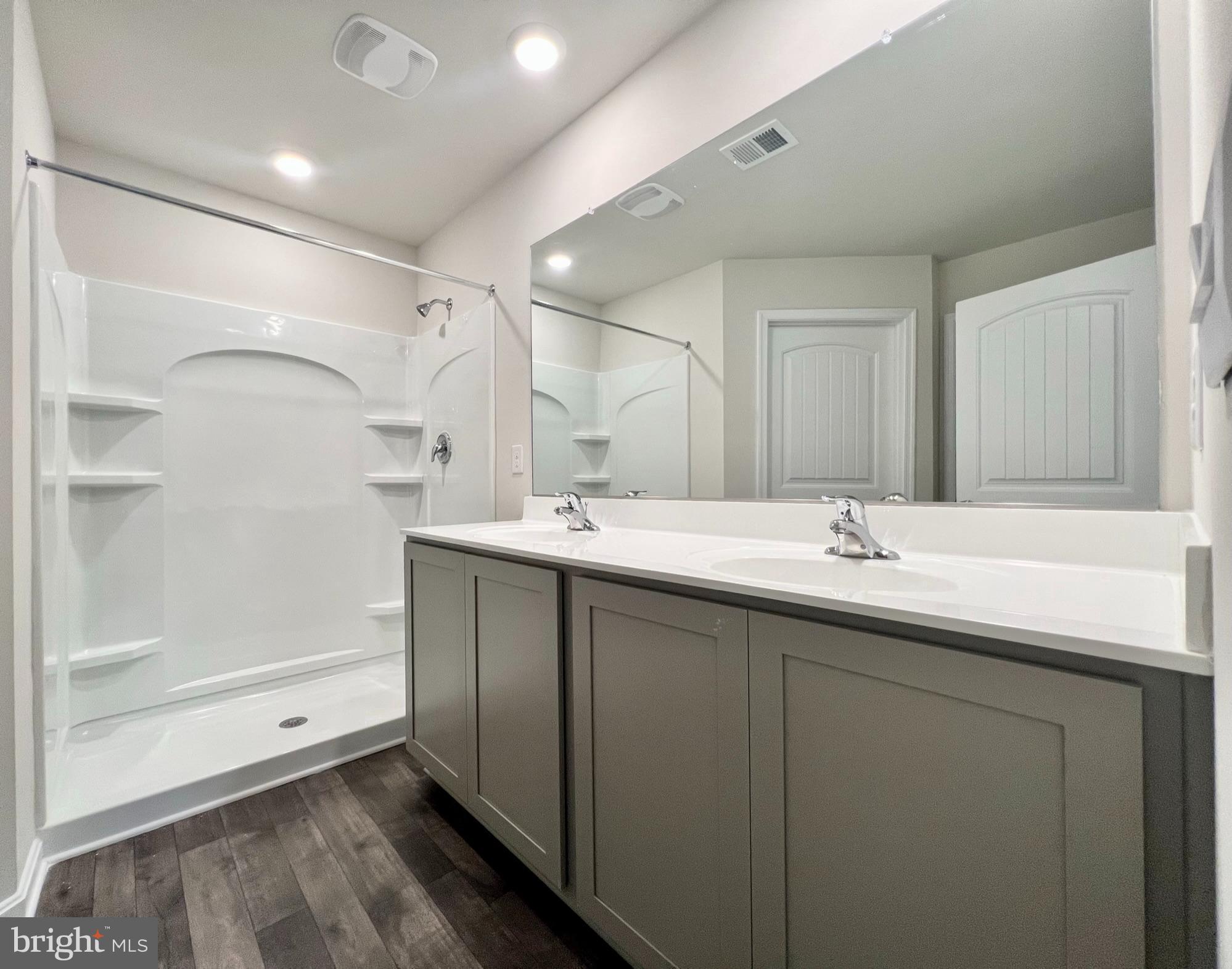 MILLVILLE BY THE SEA - Residential