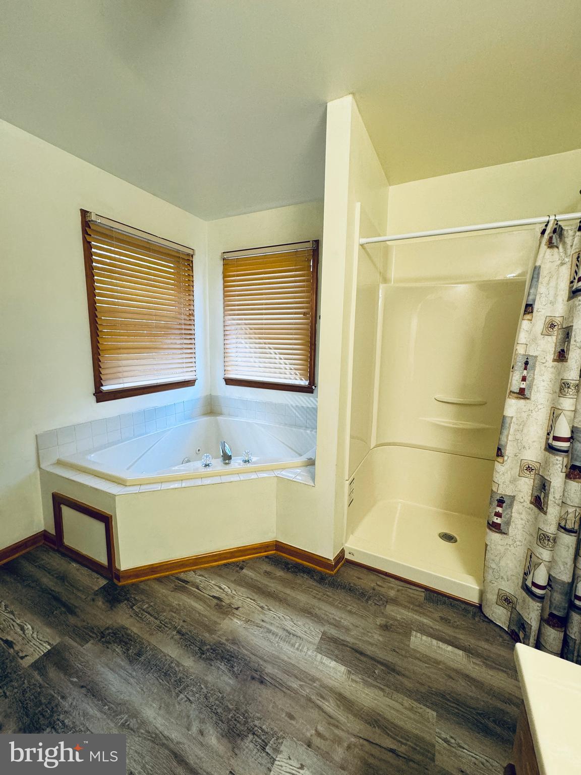 NORTHWOODS - Residential