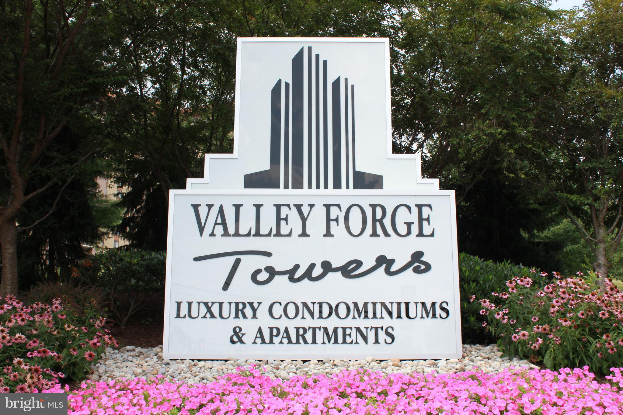 VALLEY FORGE TOWER - Residential