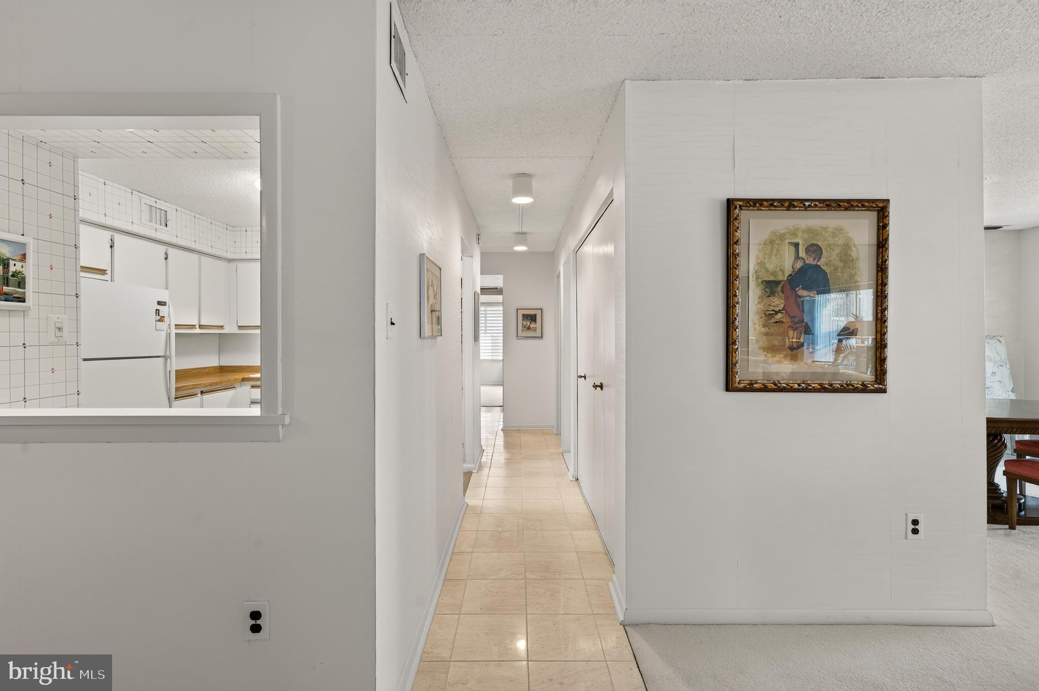 VALLEY FORGE TOWER - Residential