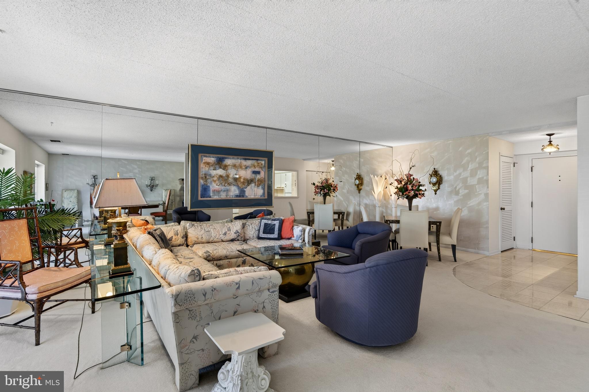VALLEY FORGE TOWER - Residential