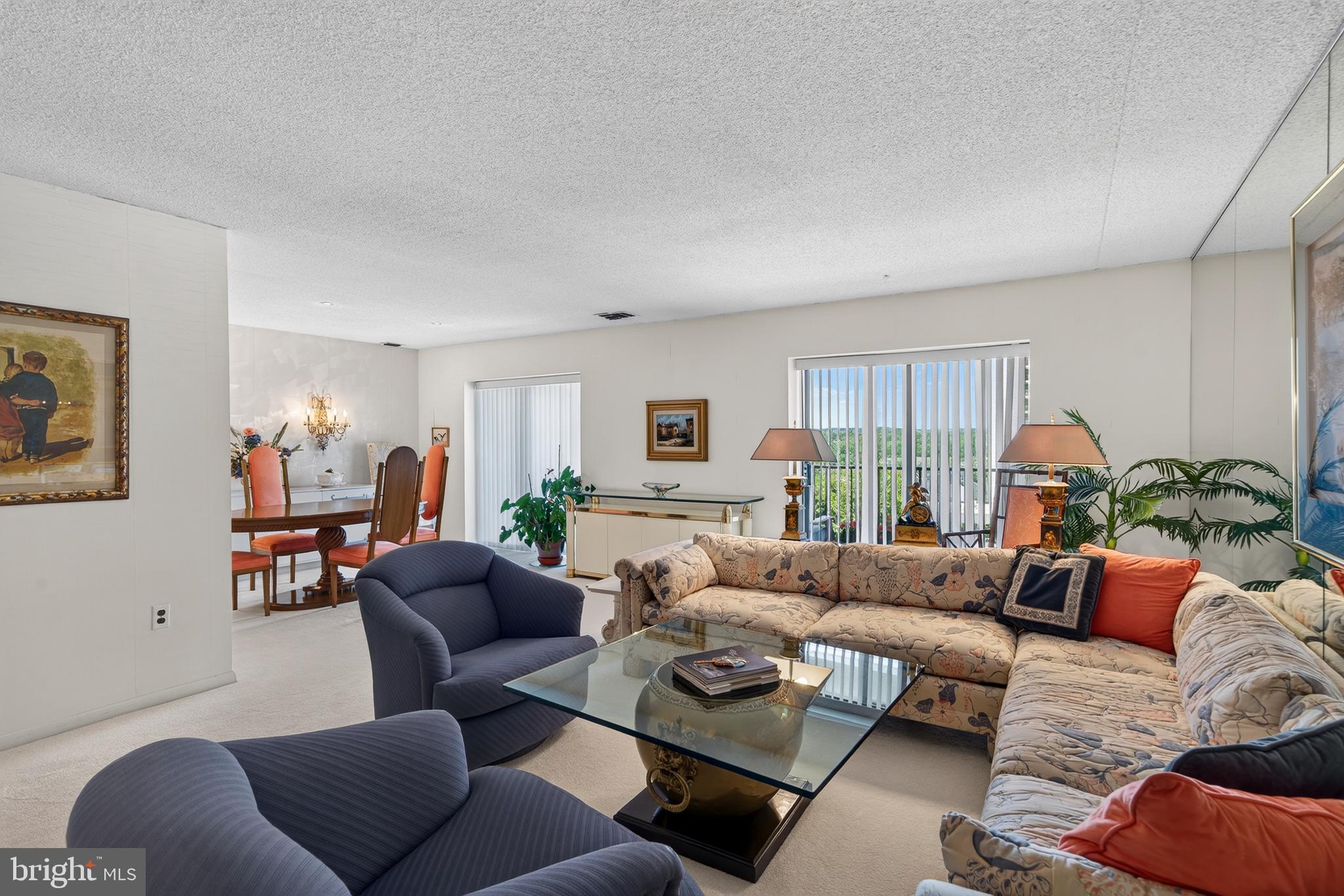VALLEY FORGE TOWER - Residential