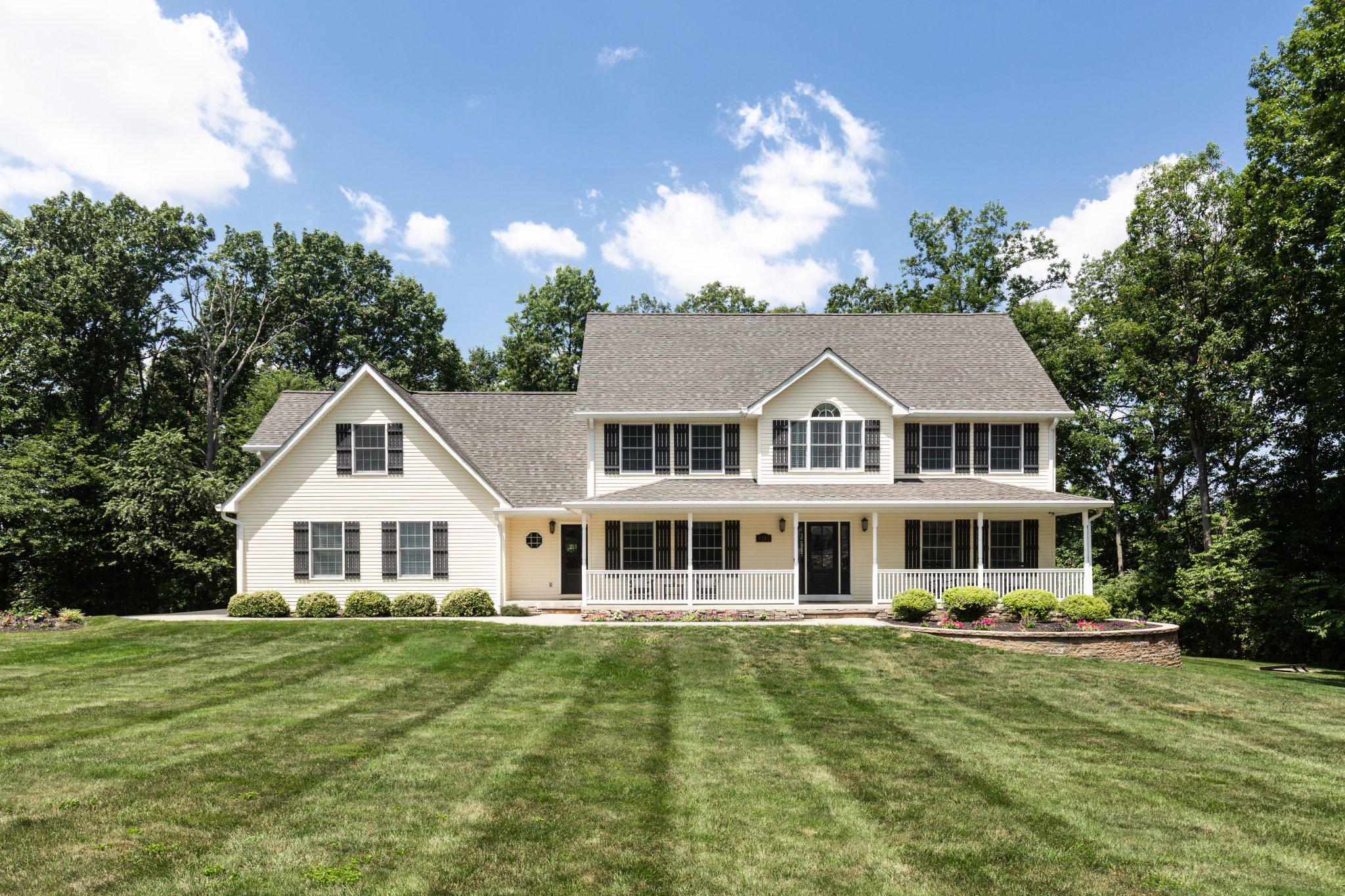 PROUD OAKS - Residential