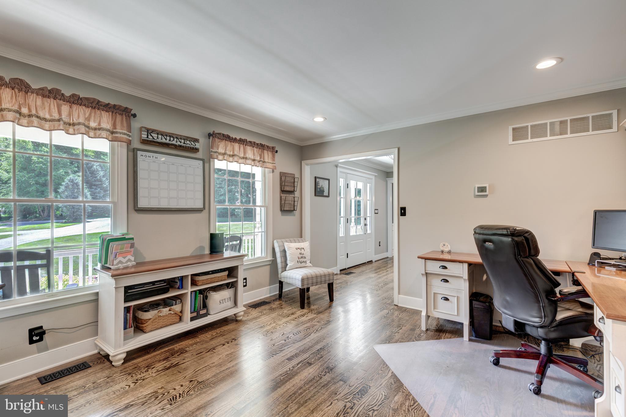 PROUD OAKS - Residential