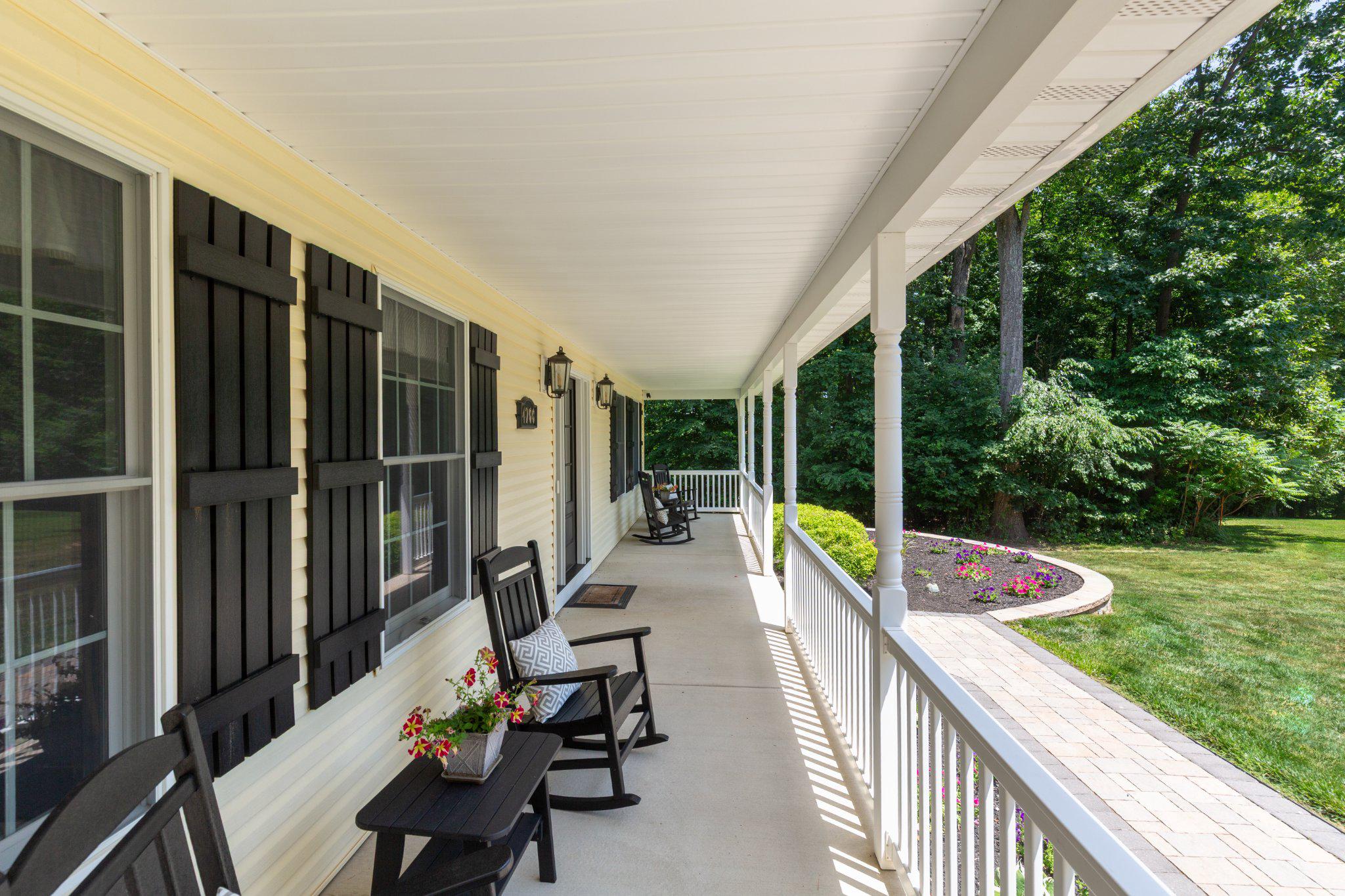 PROUD OAKS - Residential