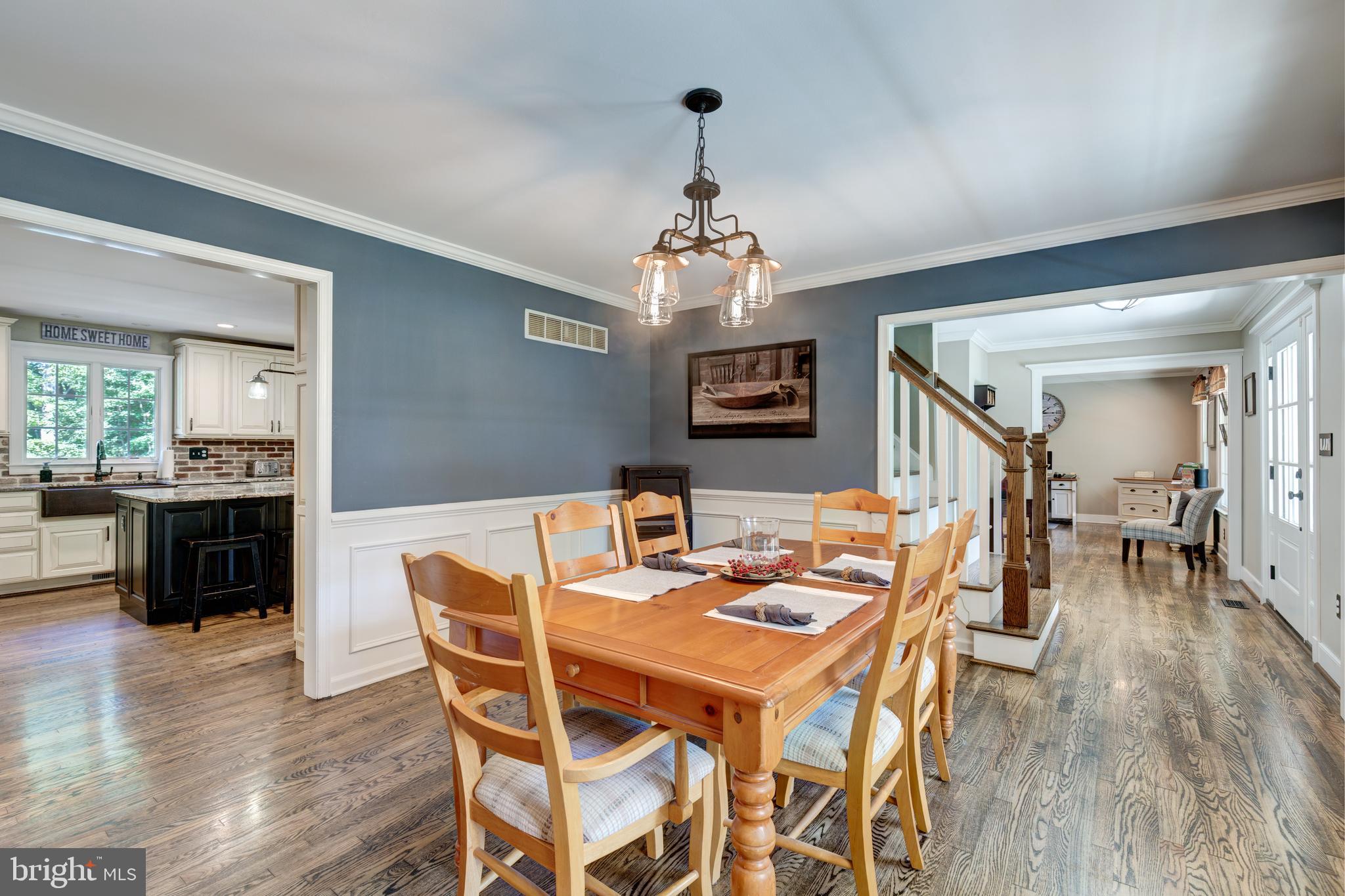 PROUD OAKS - Residential