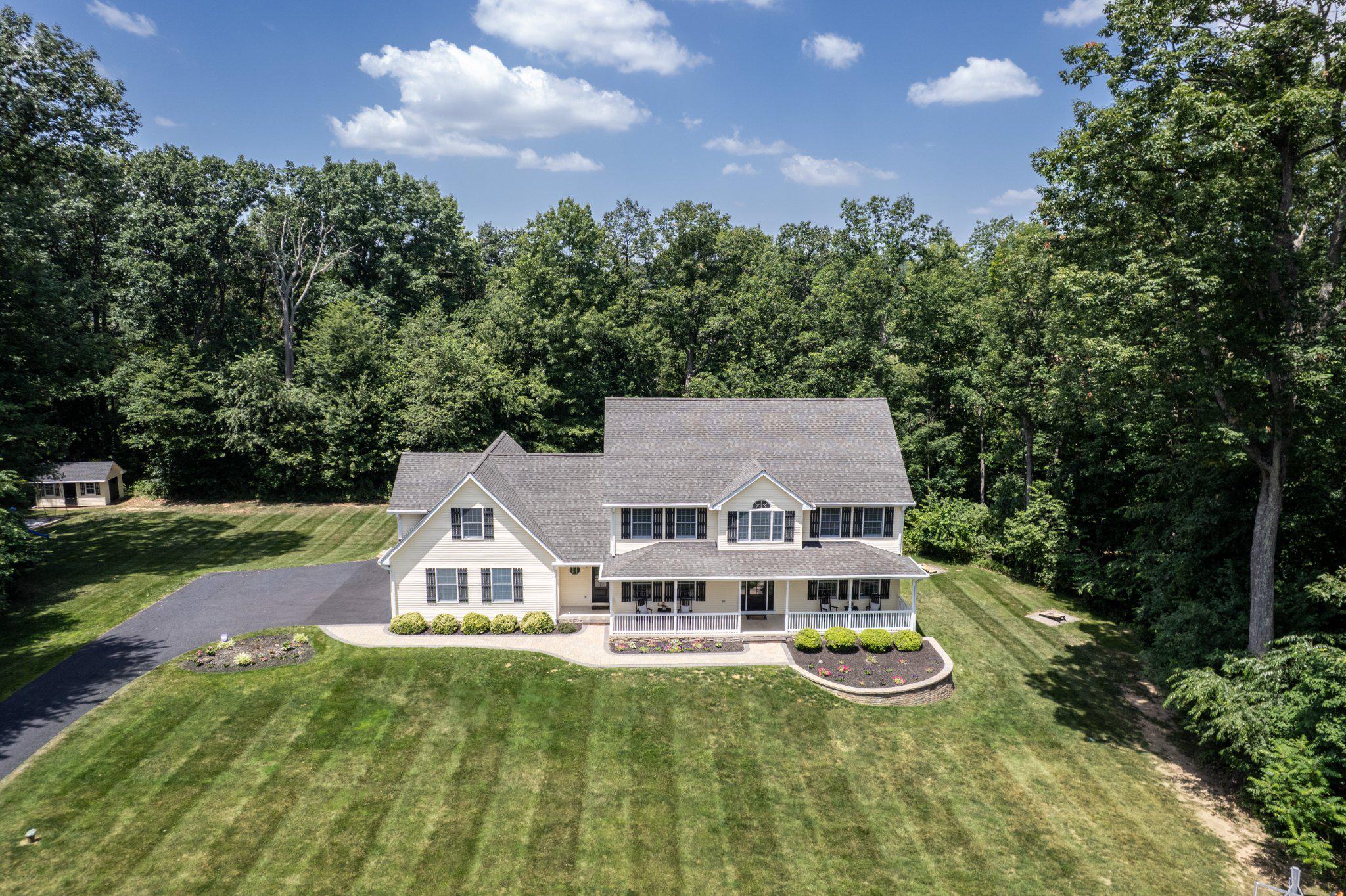 PROUD OAKS - Residential