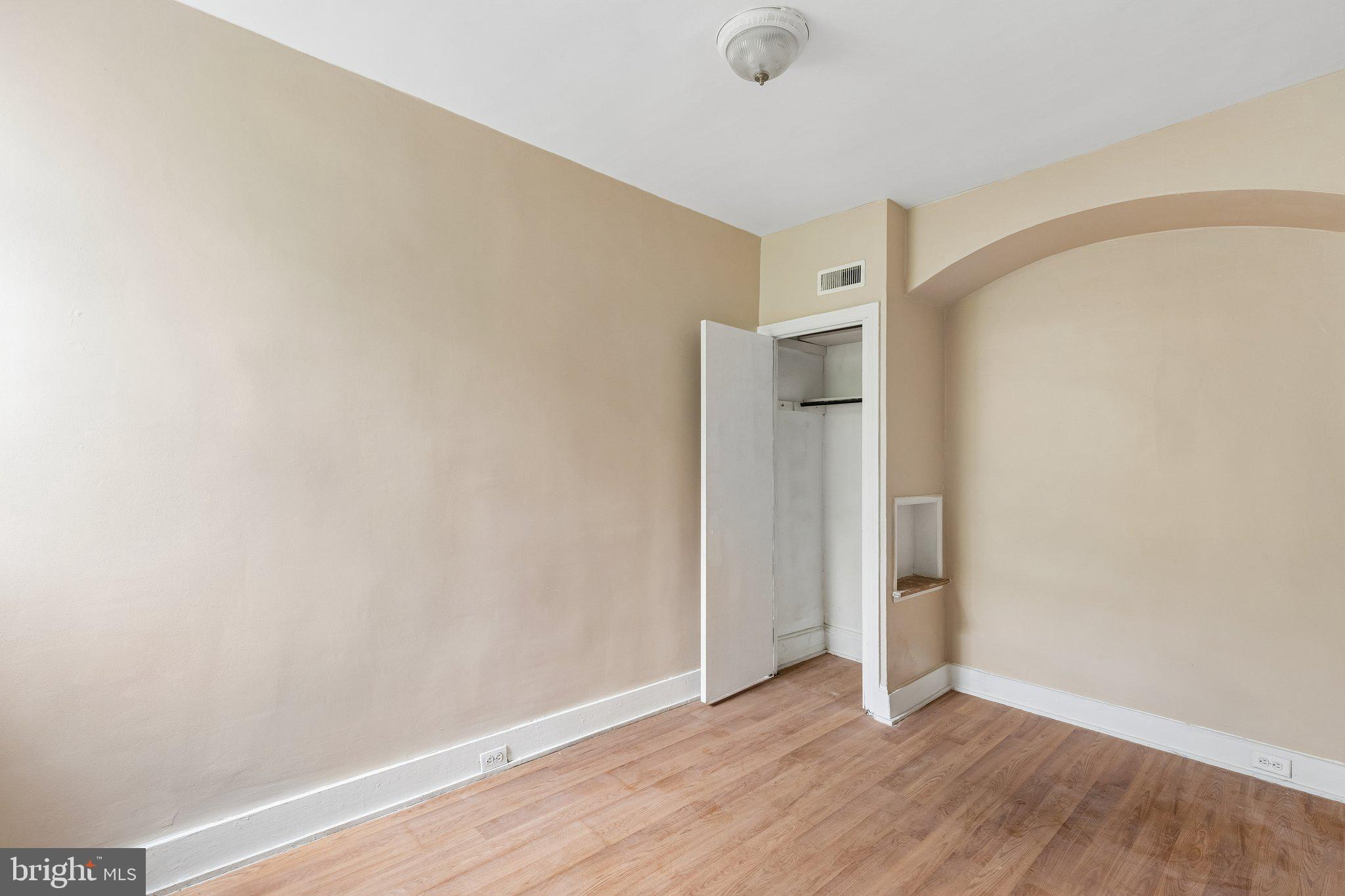 PHILADELPHIA (SOUTH) - Residential