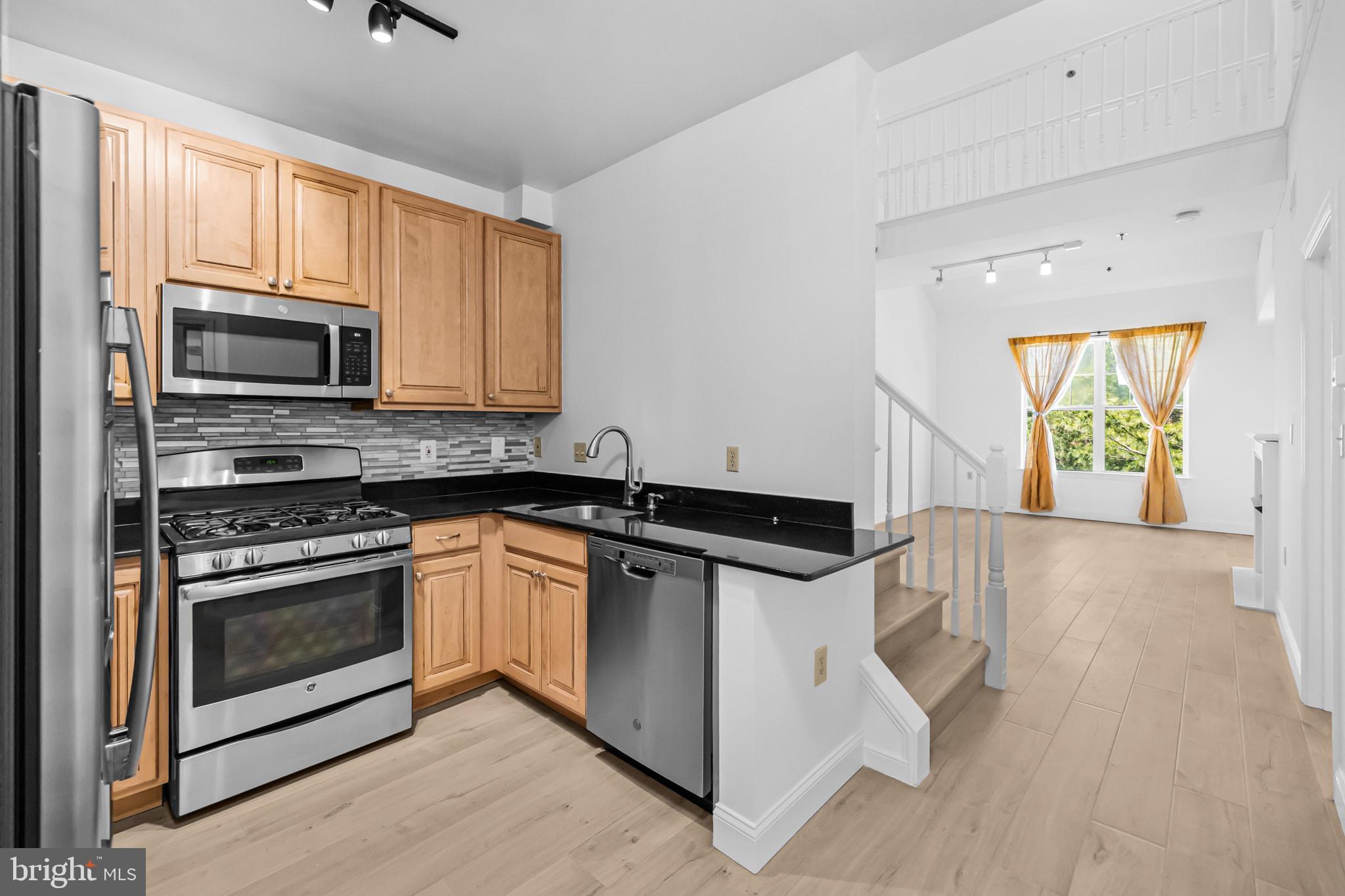 LILLIAN COURT AT TYSONS - Residential