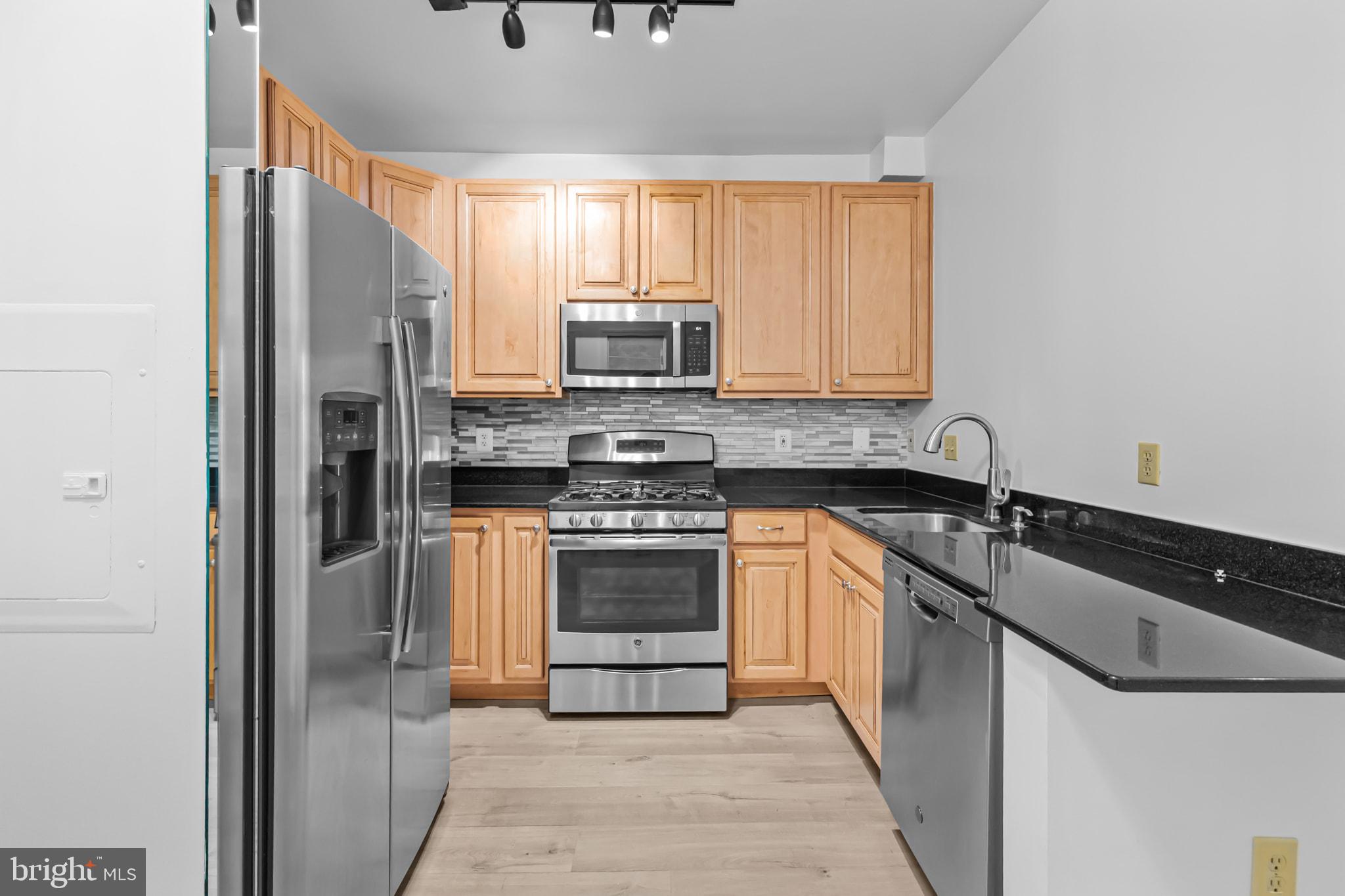 LILLIAN COURT AT TYSONS - Residential