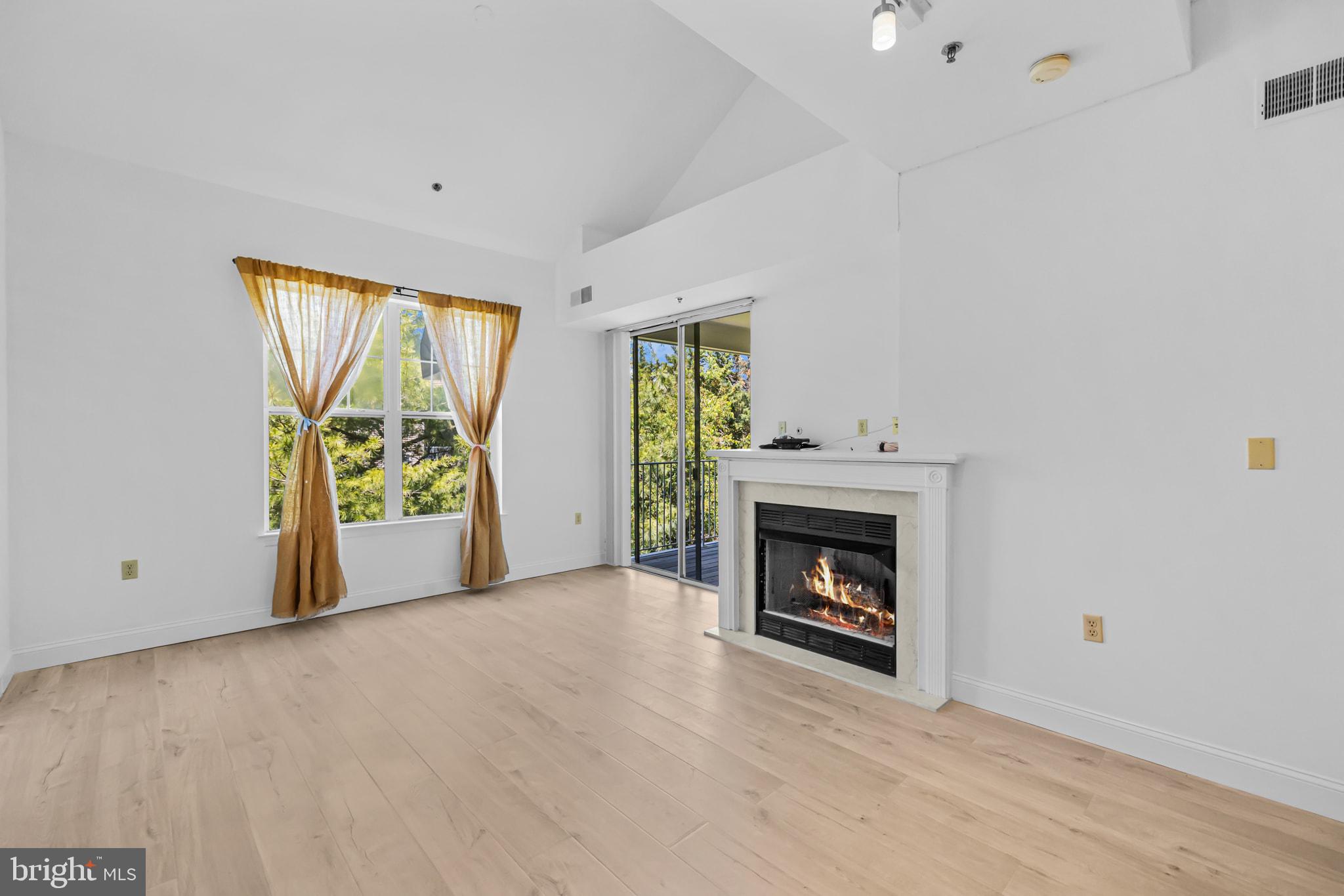 LILLIAN COURT AT TYSONS - Residential