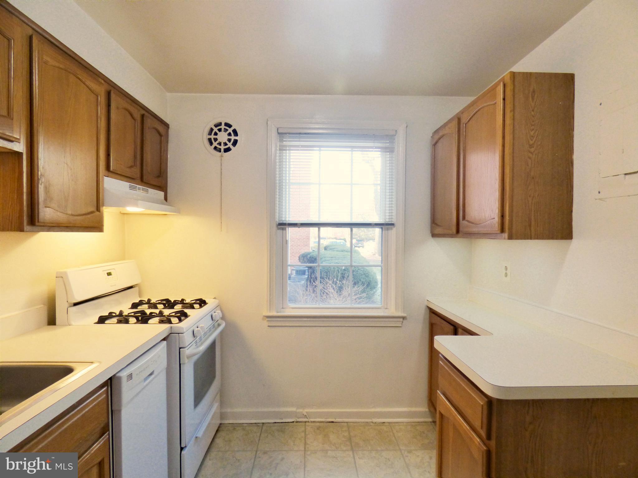 BELLE VIEW CONDOMINIUMS - Residential Lease
