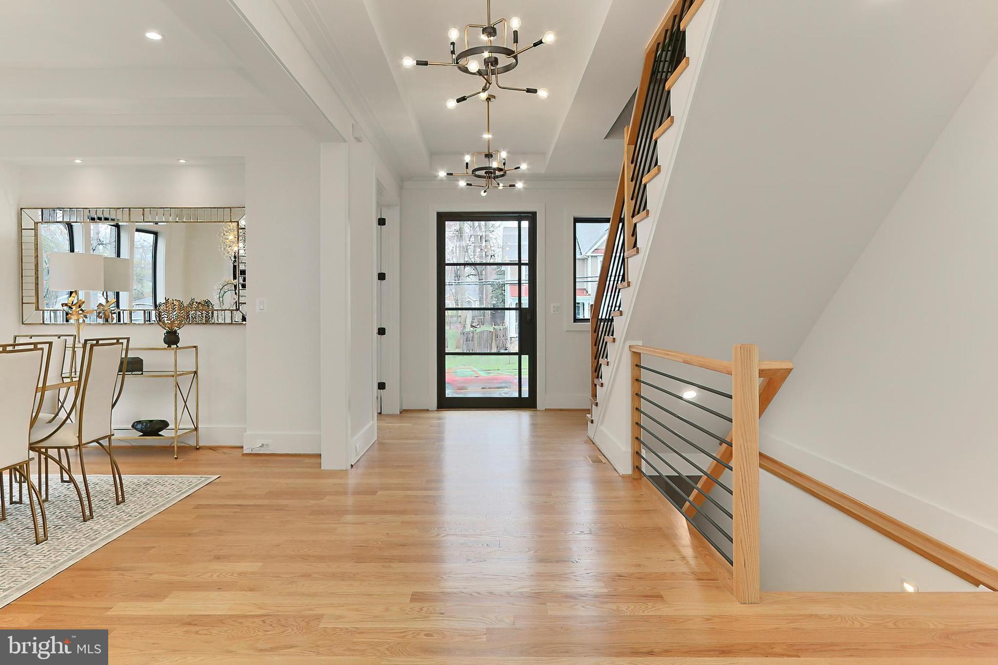 VIENNA WOODS - Residential