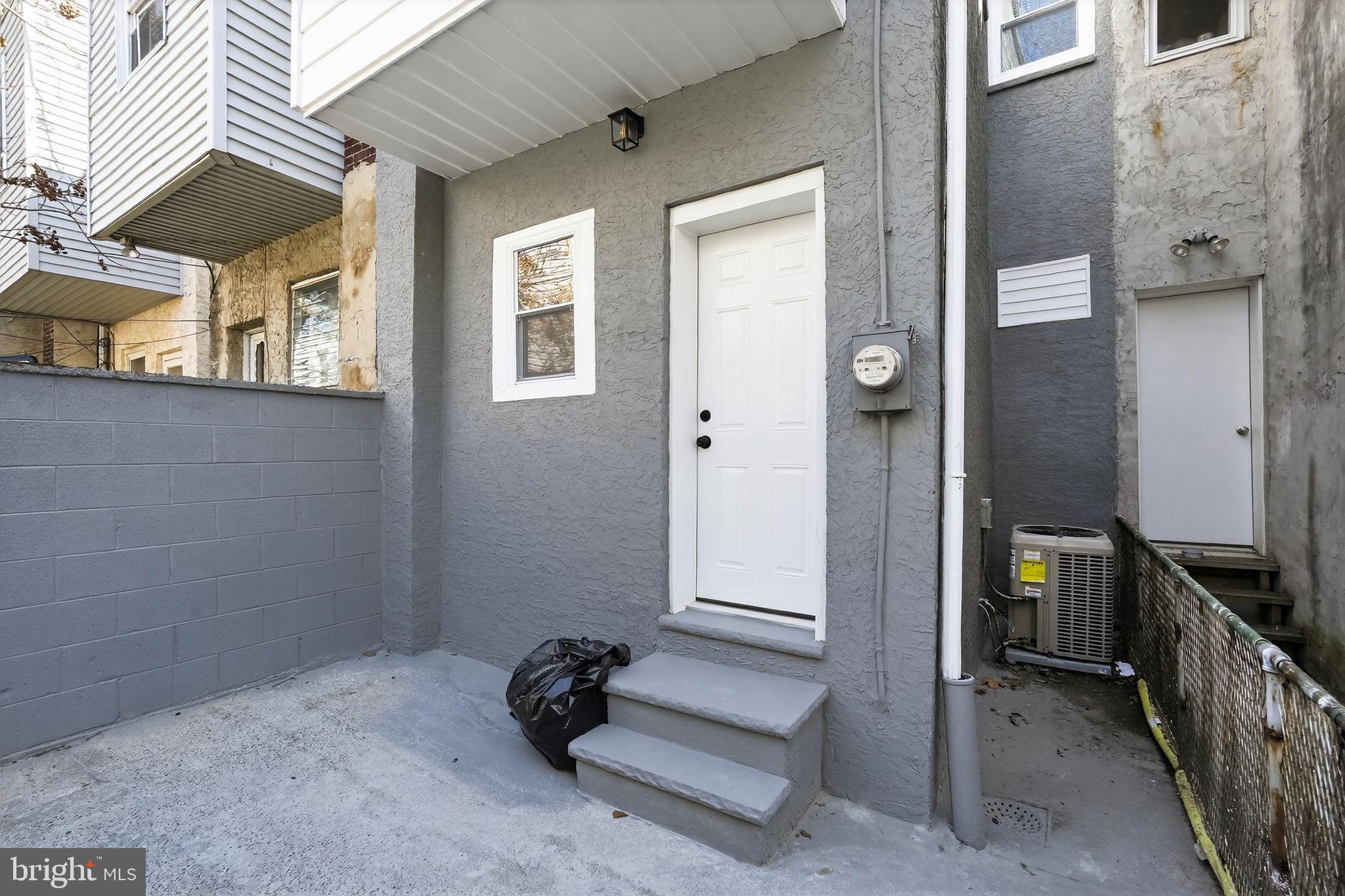 WHITMAN - Residential