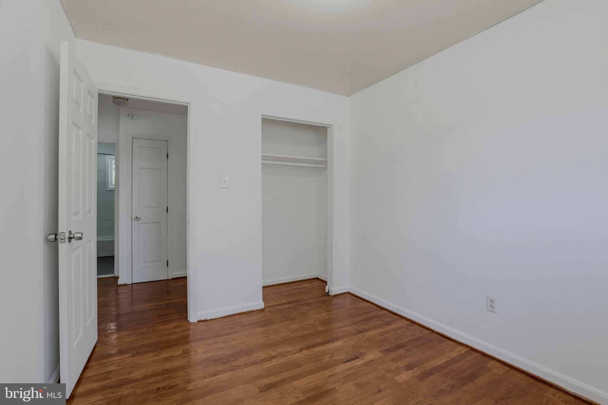 MONTROSE PARK - Residential