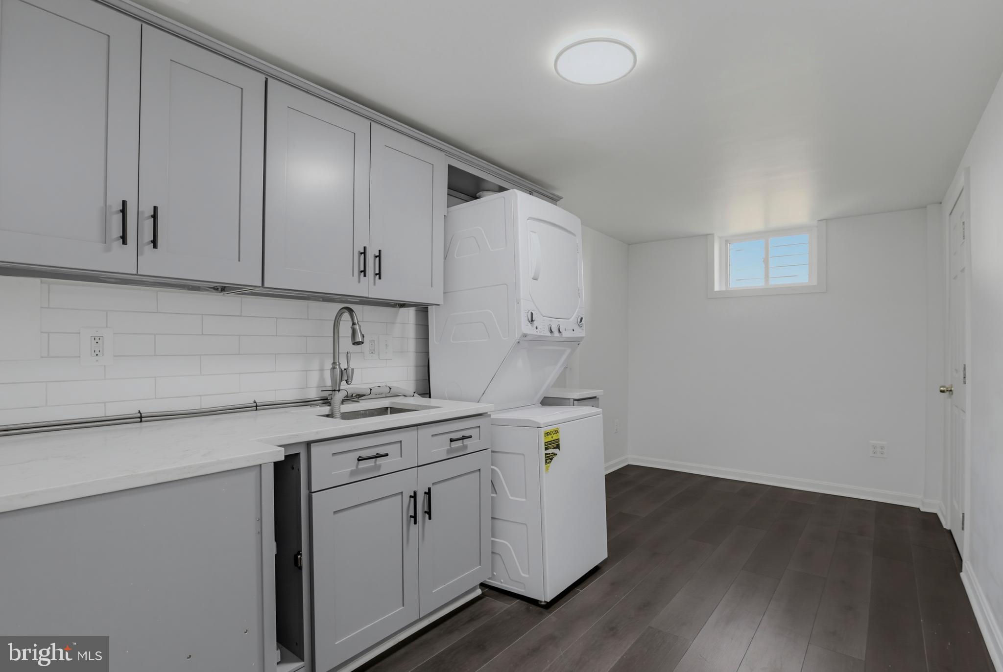 MONTROSE PARK - Residential