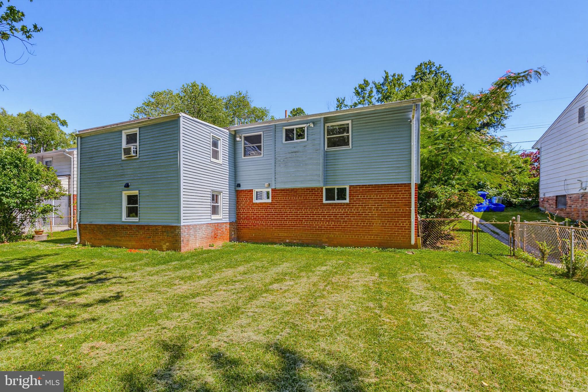MONTROSE PARK - Residential