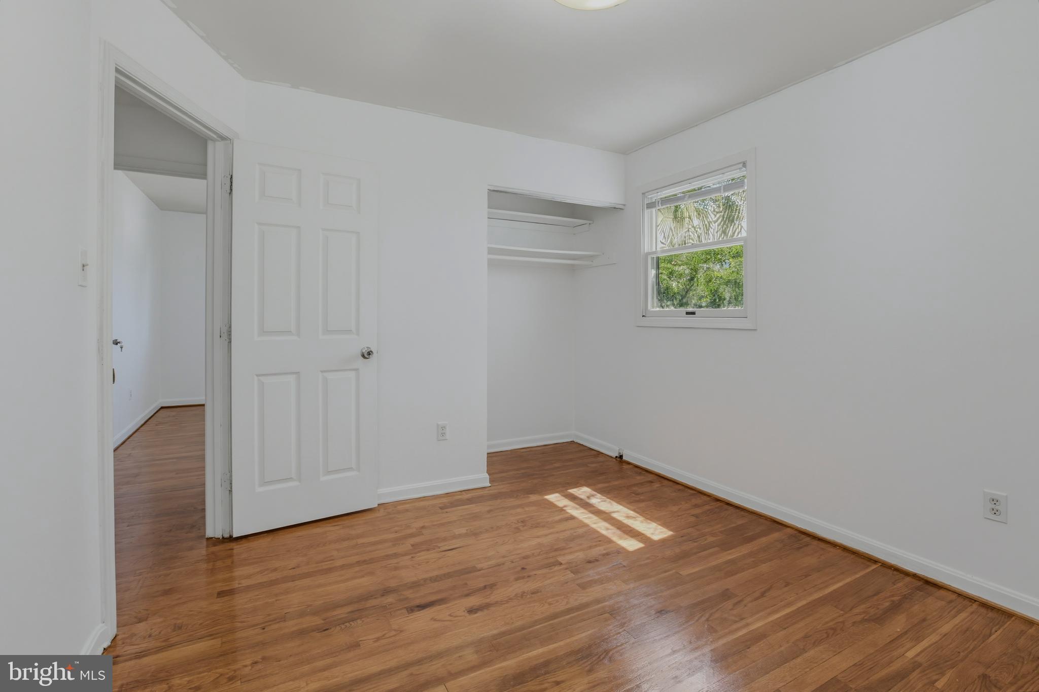 MONTROSE PARK - Residential